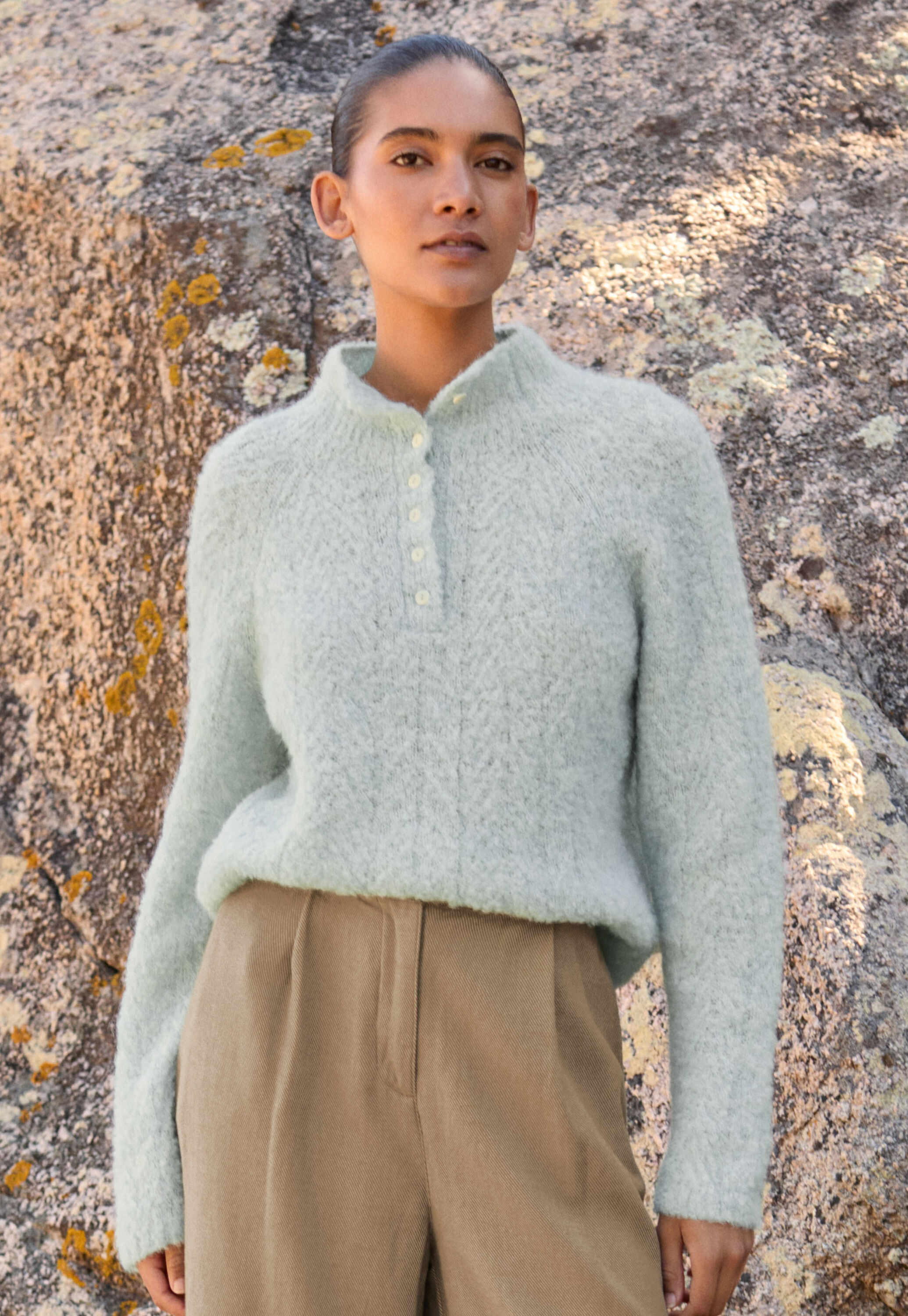 Round-neck sweater