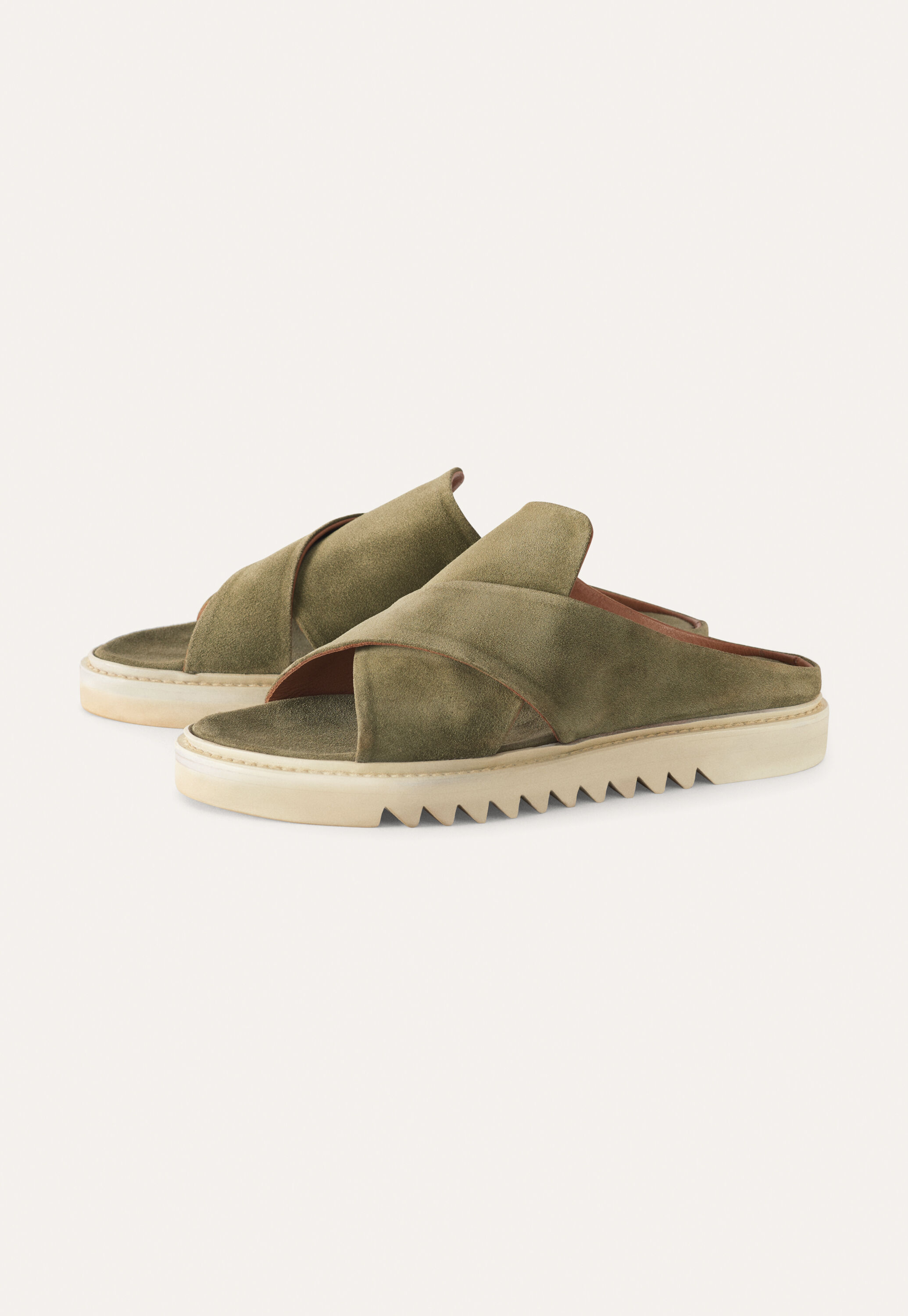 Cross-front sandals