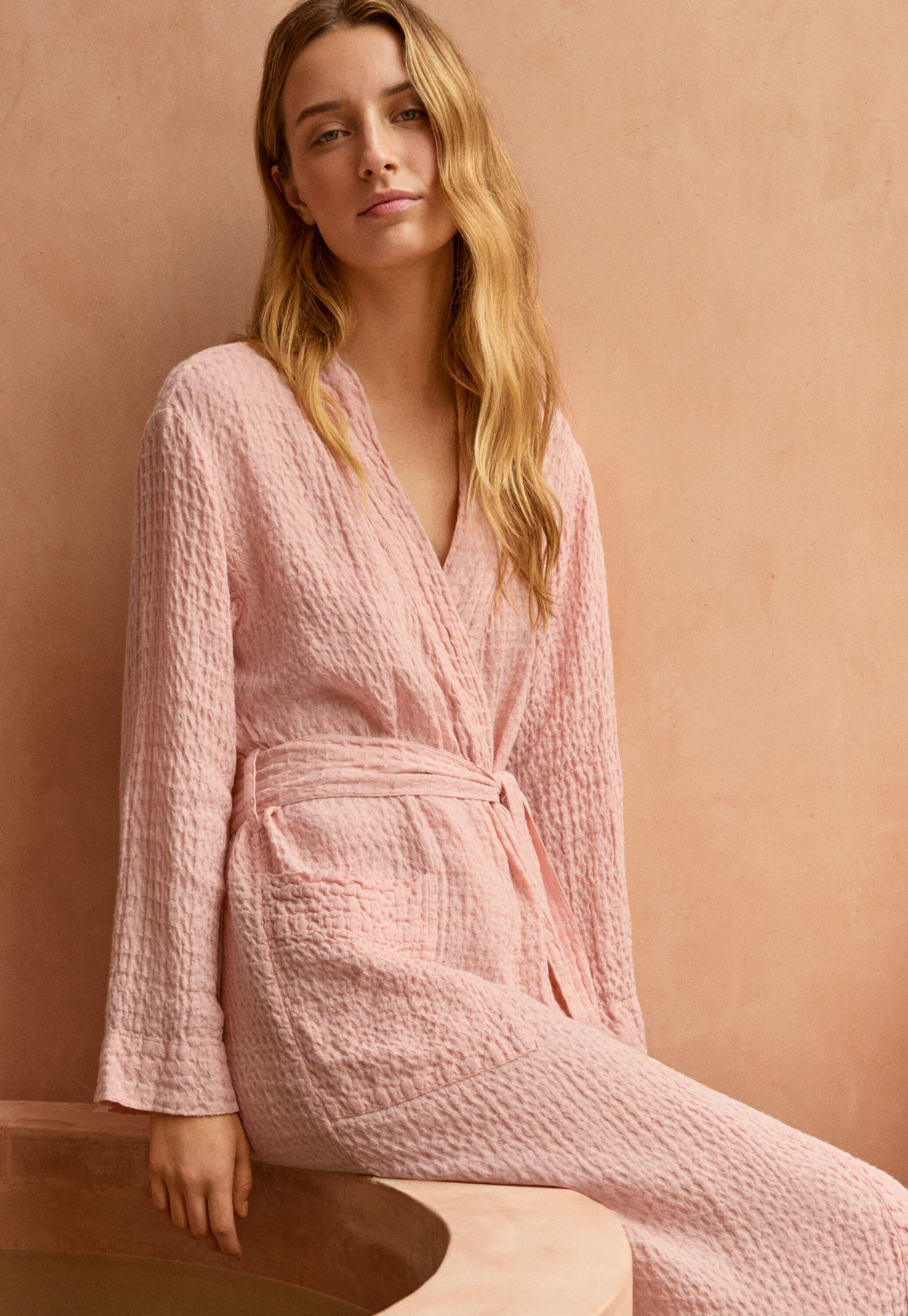 Textured belted robe