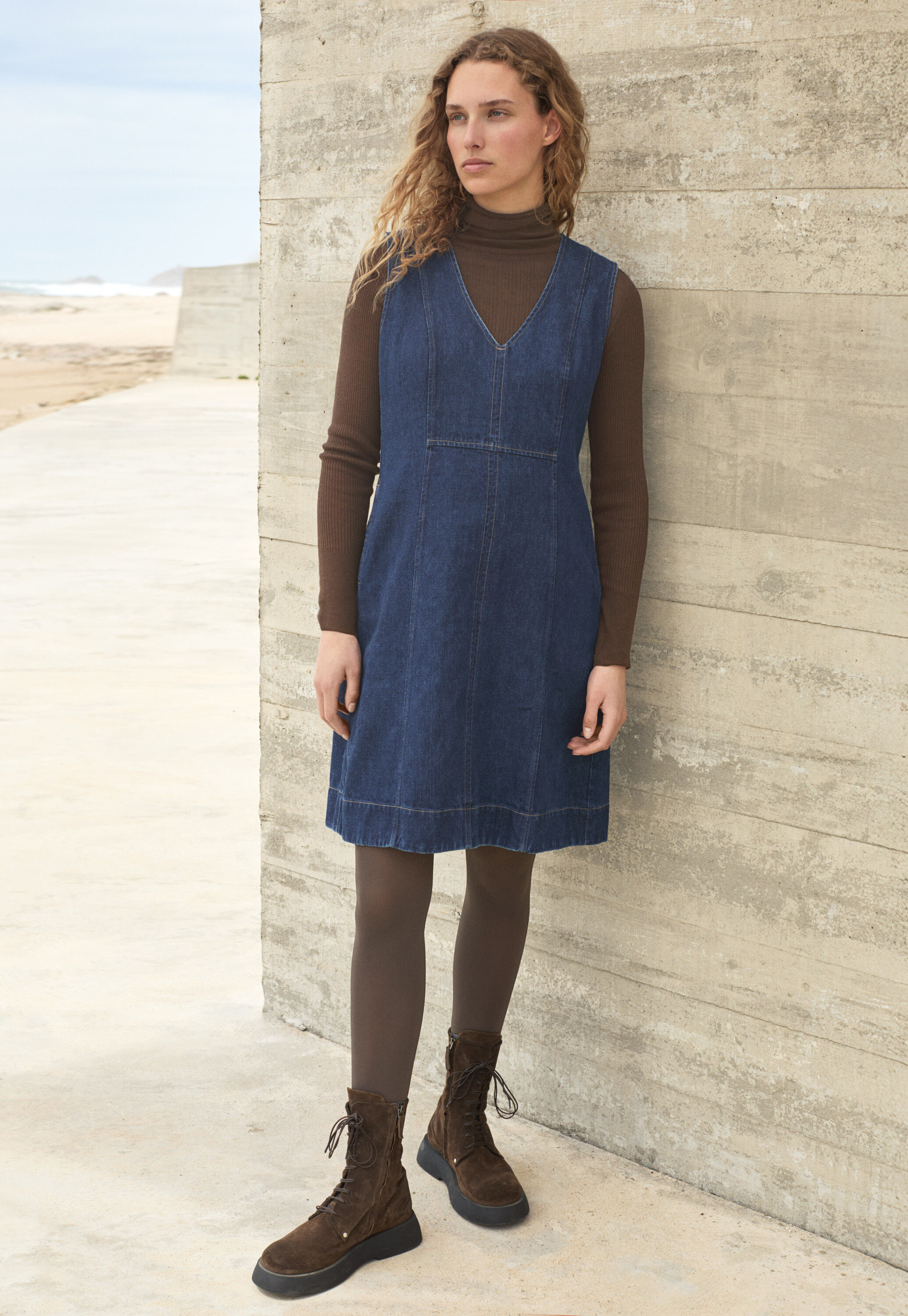 Indigo sleeveless dress