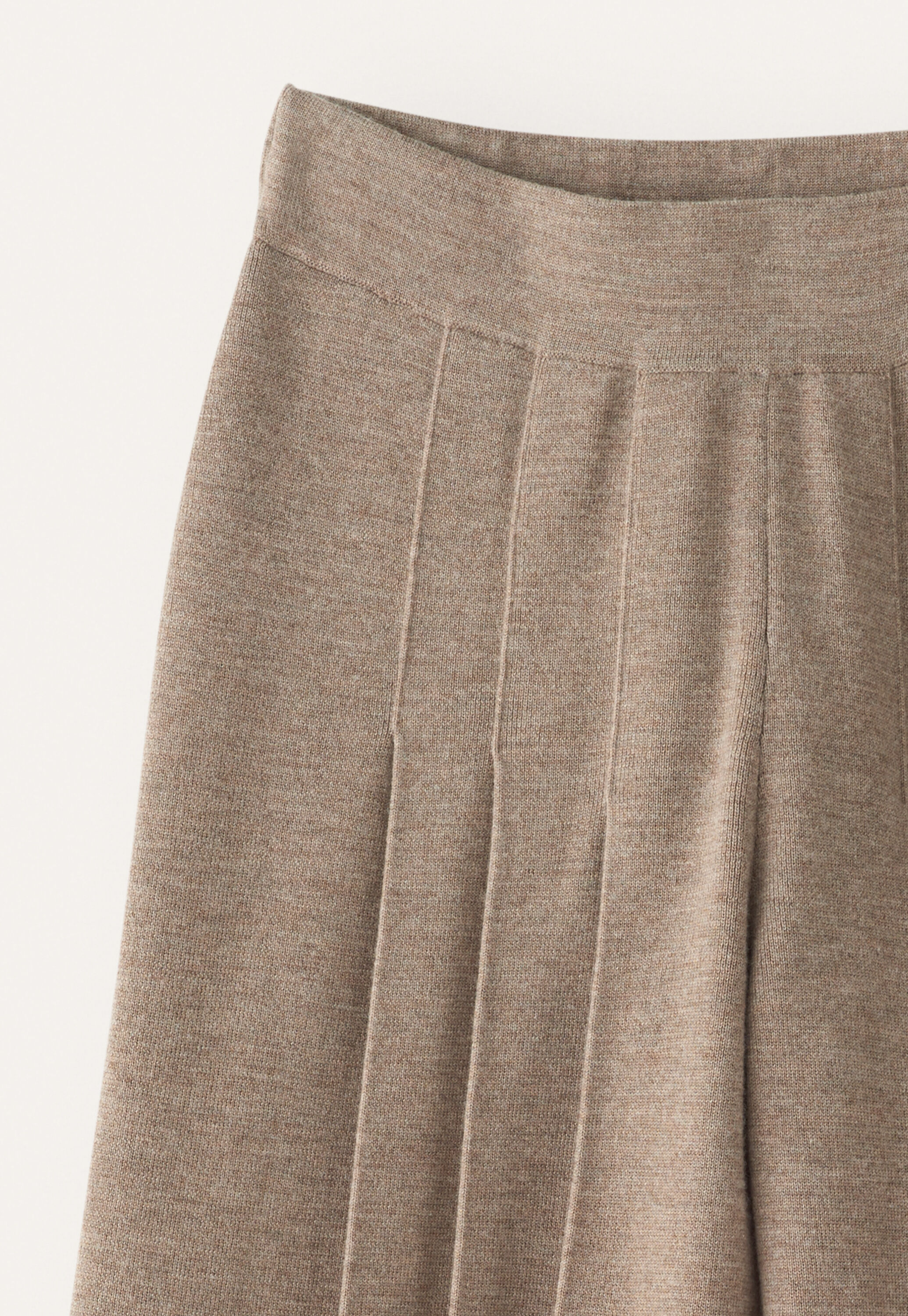 Wide knitted trousers