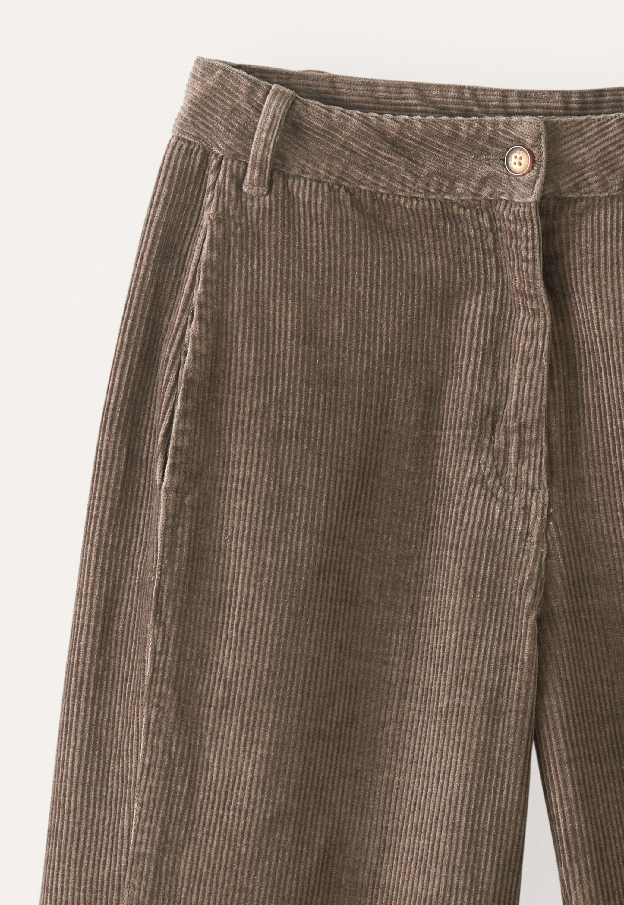 Straight-leg trousers