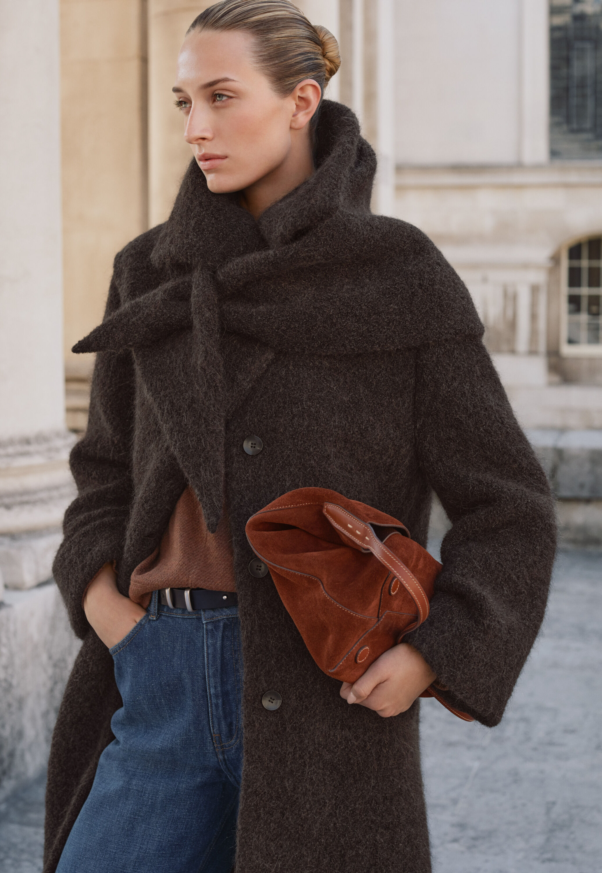 Bucket bag