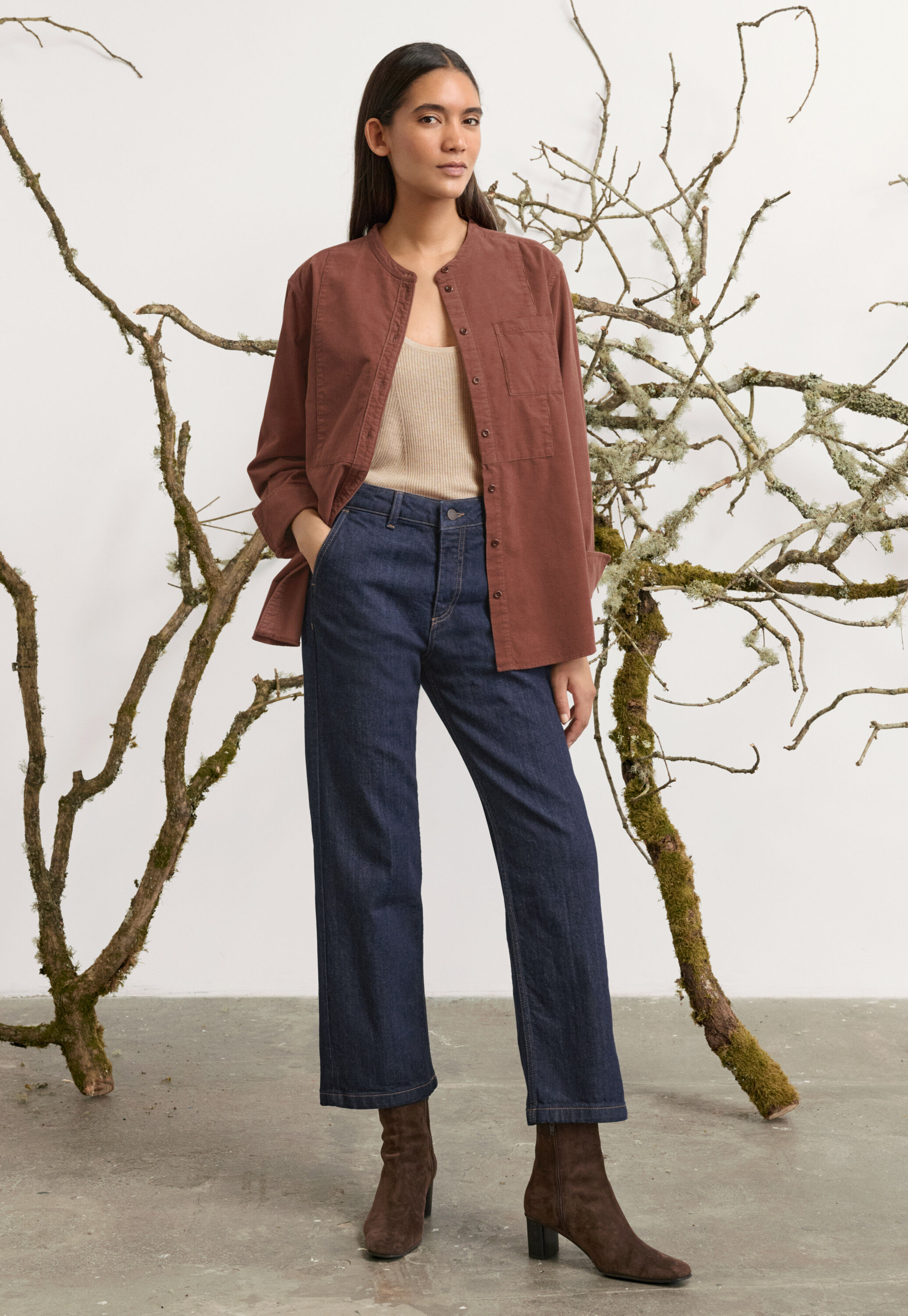Fine-wale cord shirt