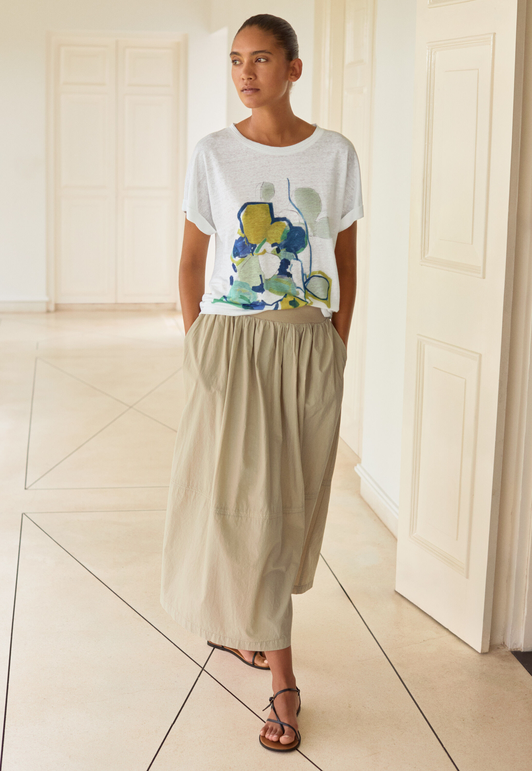 Bell-shaped skirt