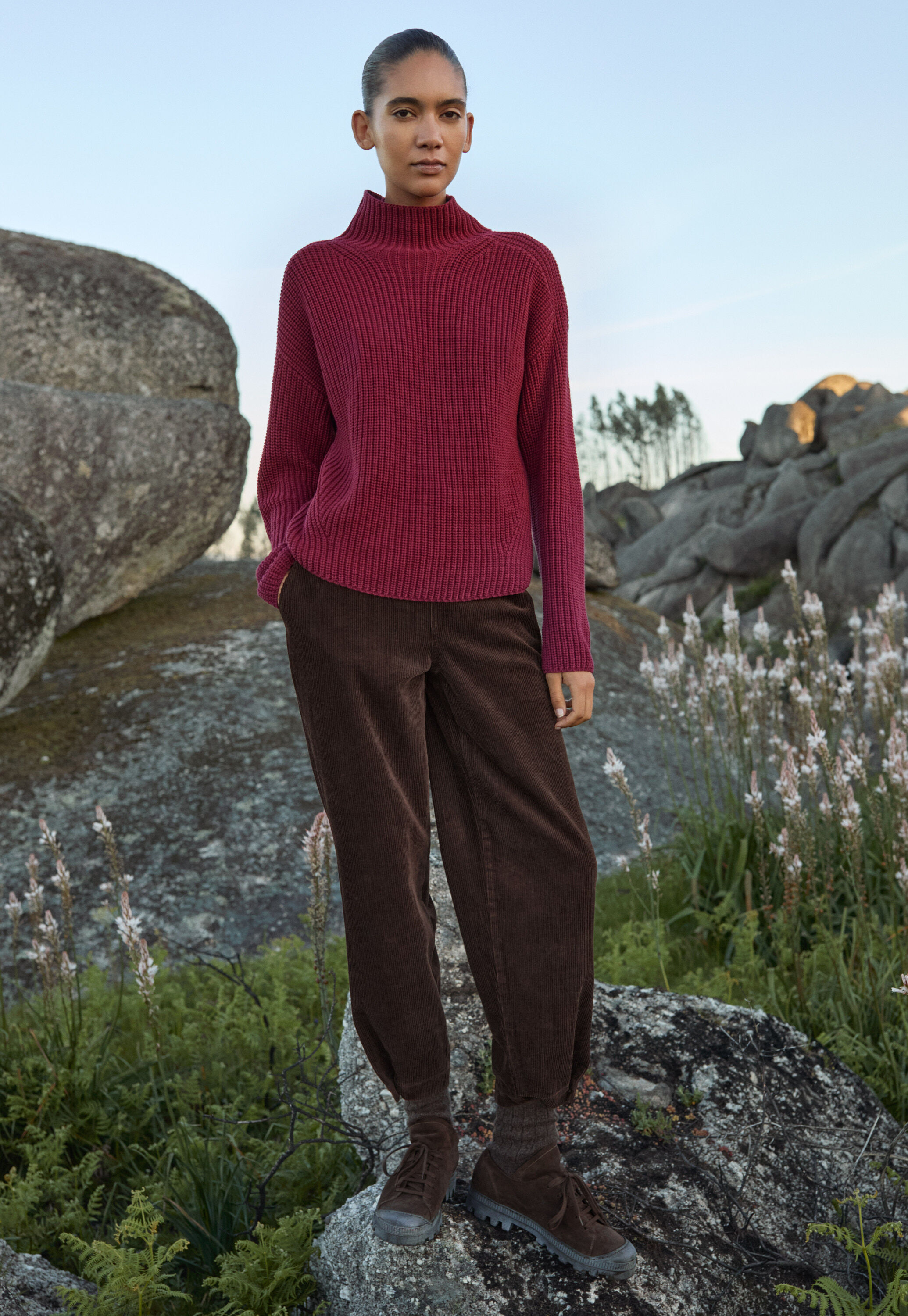 Tapered trousers, Dark chocolate, large