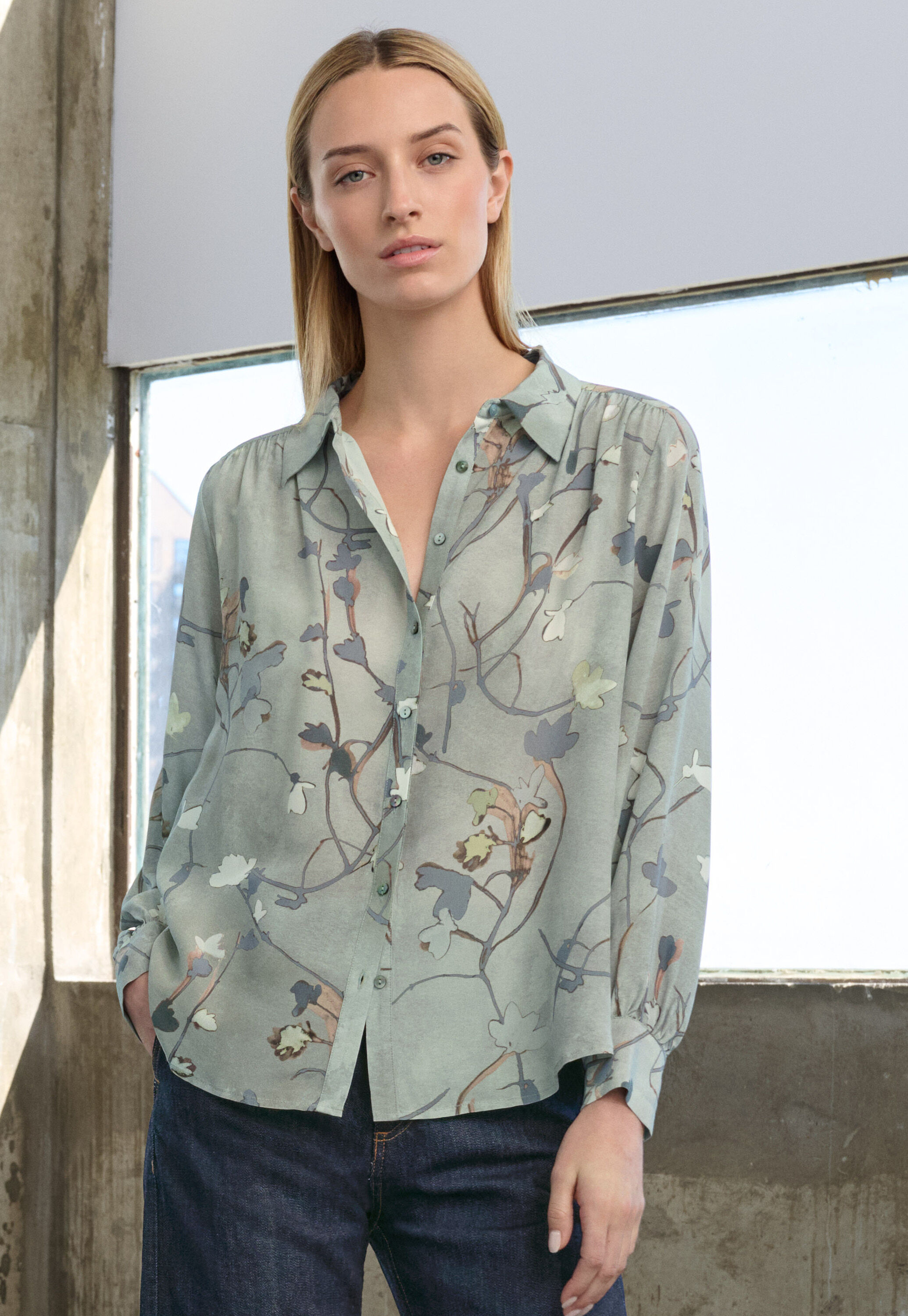 Patch pocket blouse