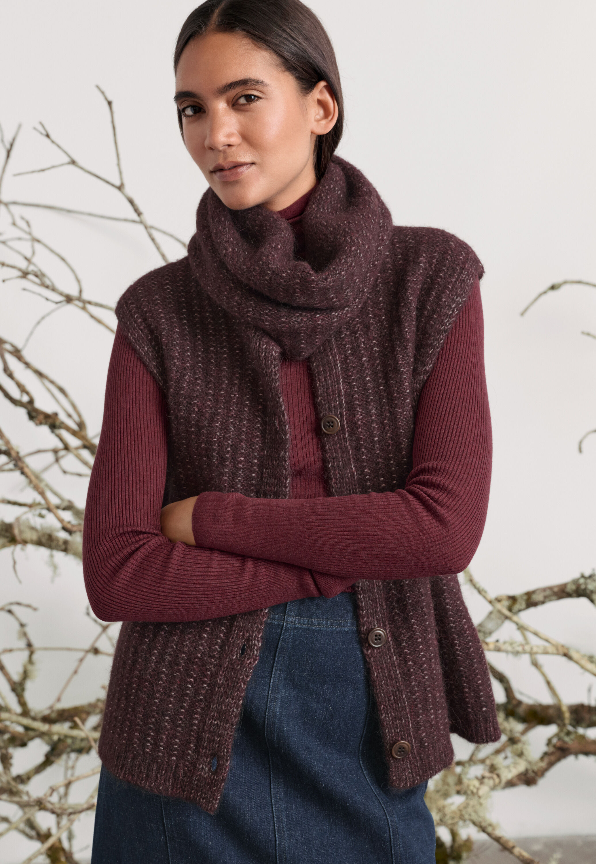 Sleeveless cardigan