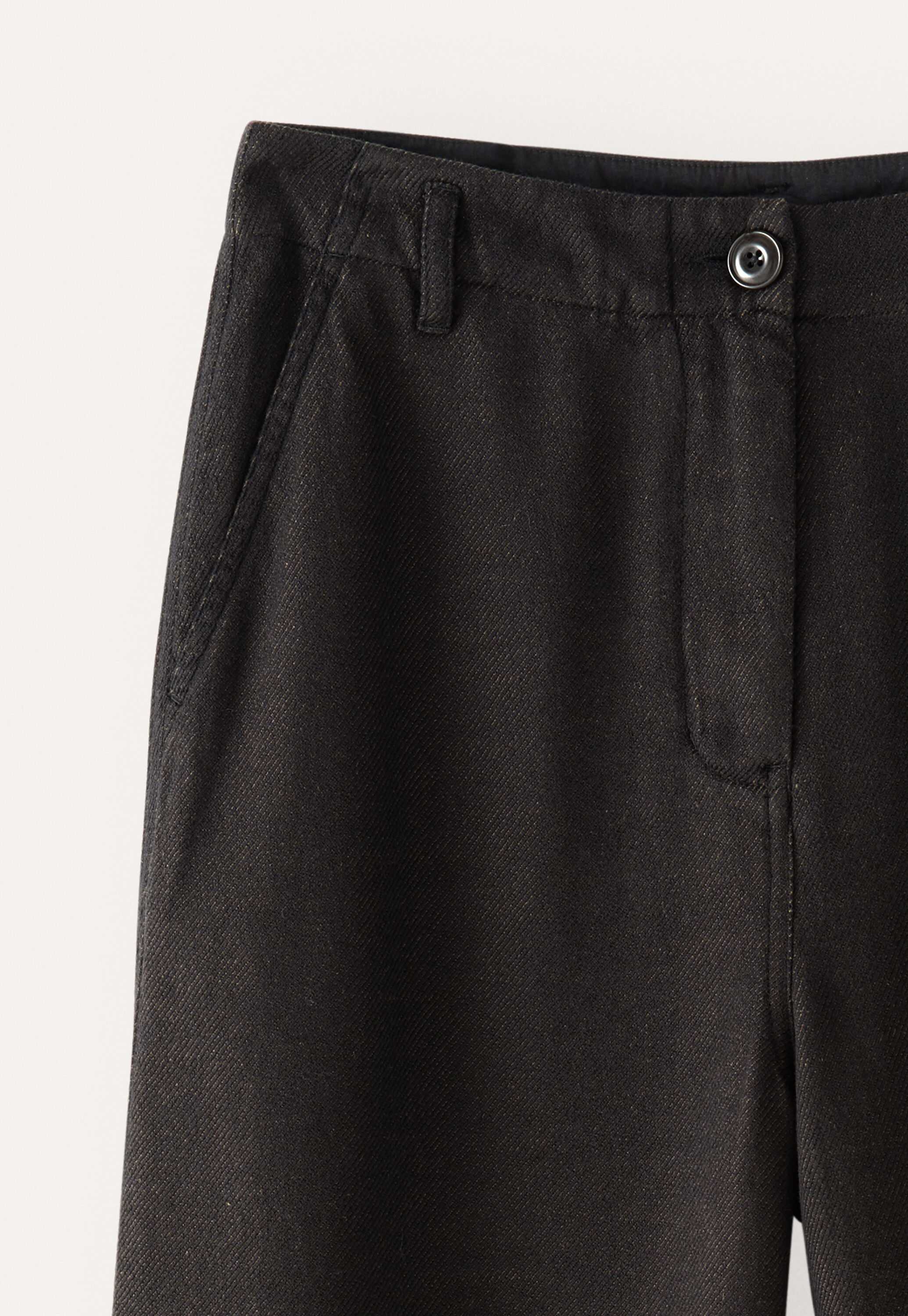 Straight-leg trousers
