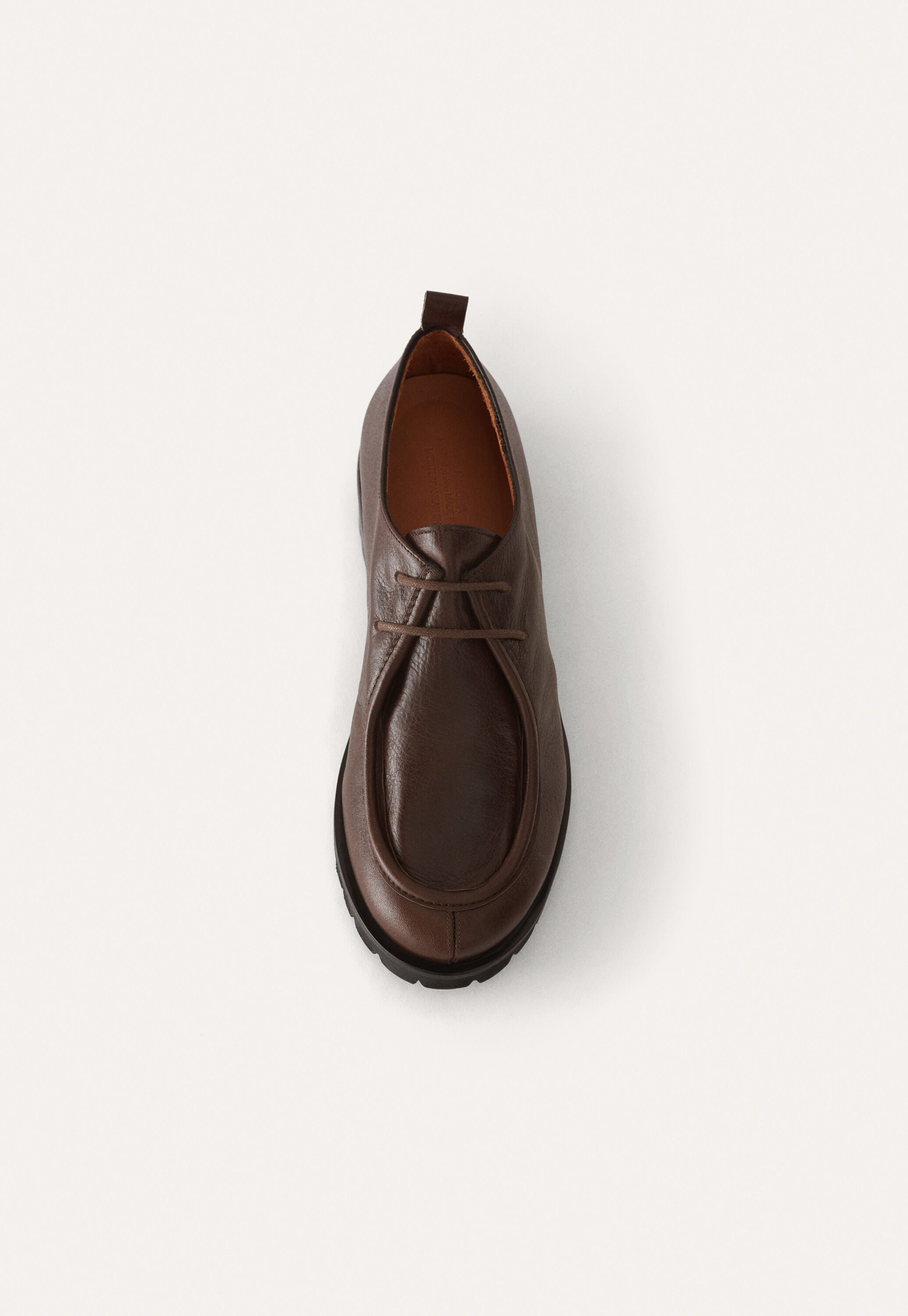 Lace-up shoes
