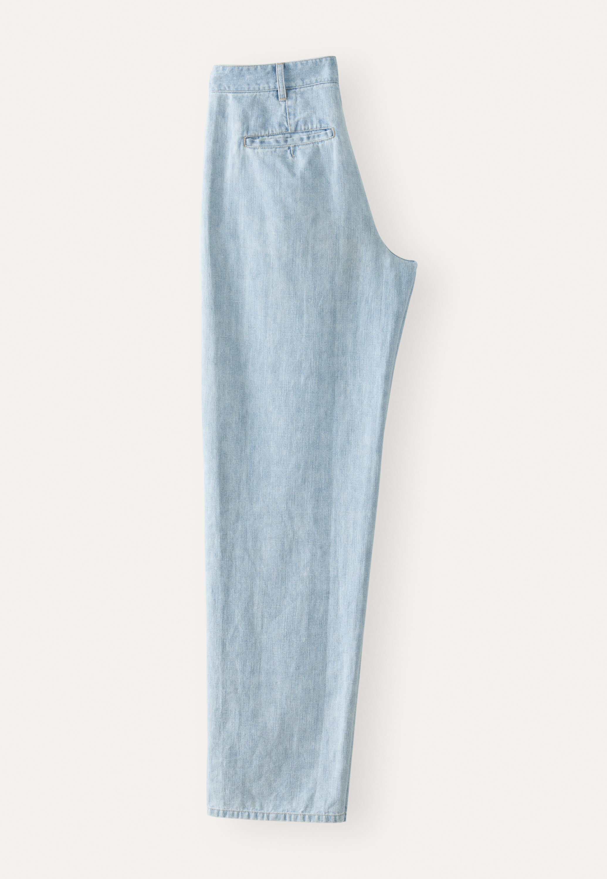 Indigo-dyed trousers