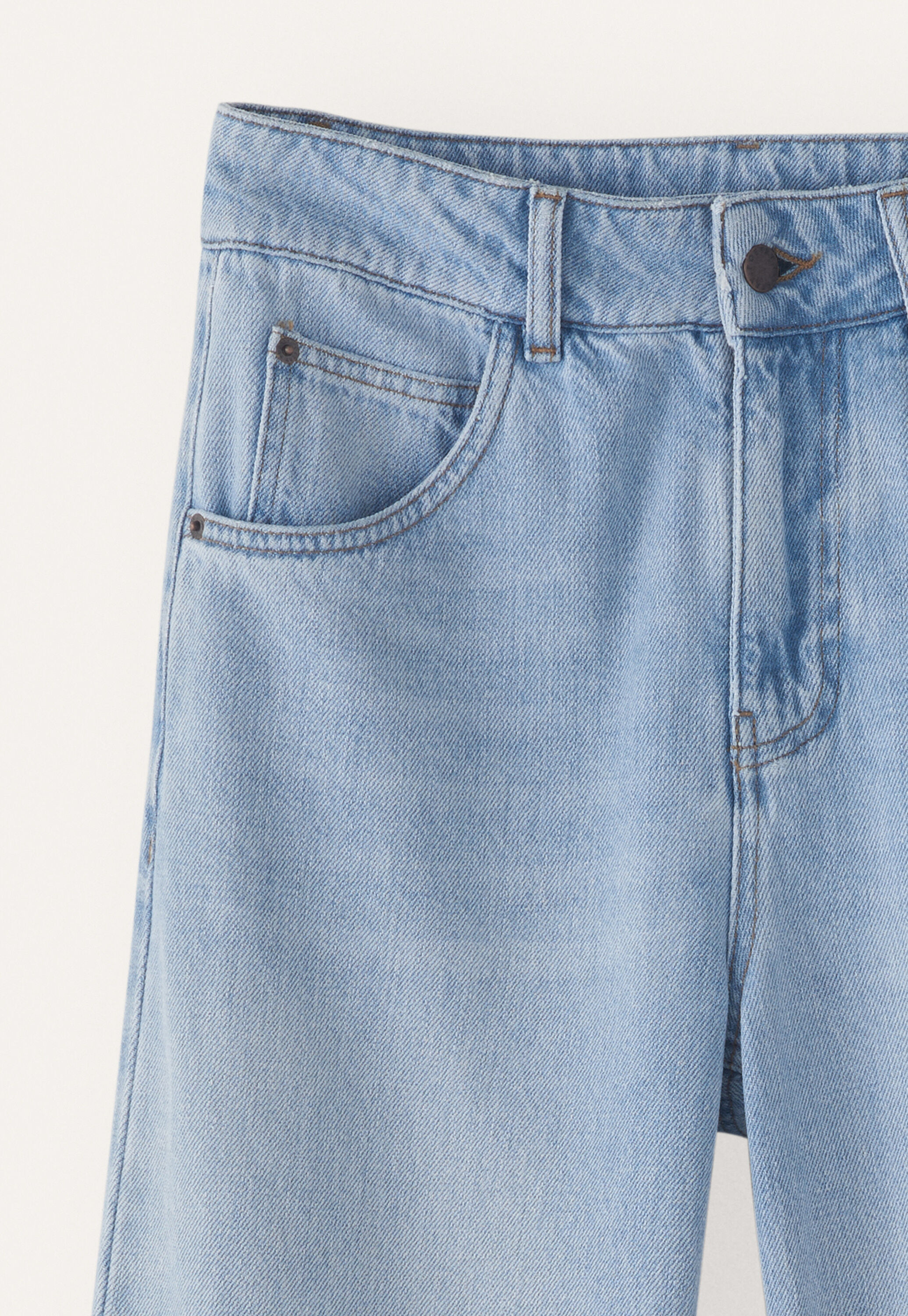 Indigo straight-leg jeans, Pale wash, large