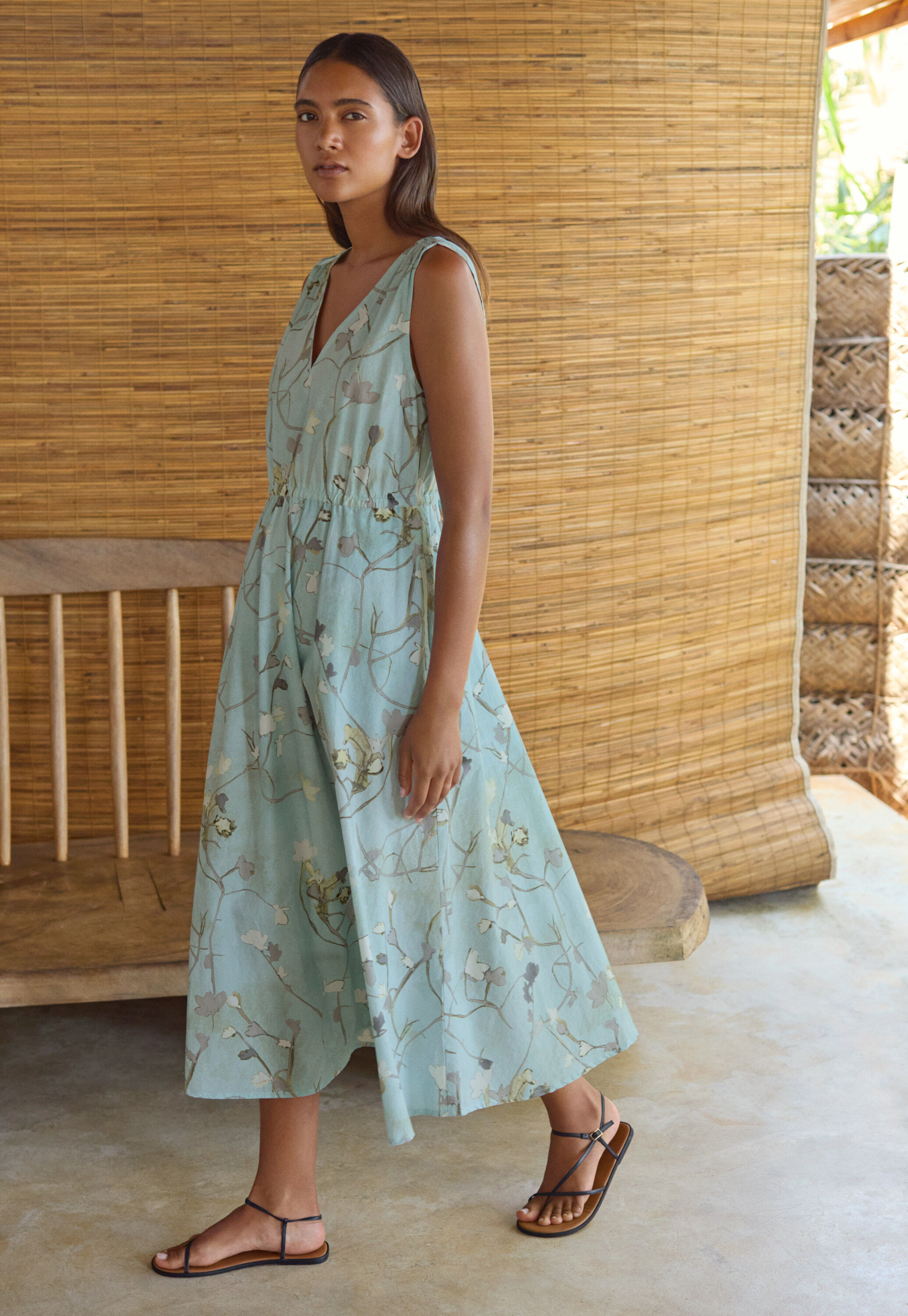 Printed v-neck dress