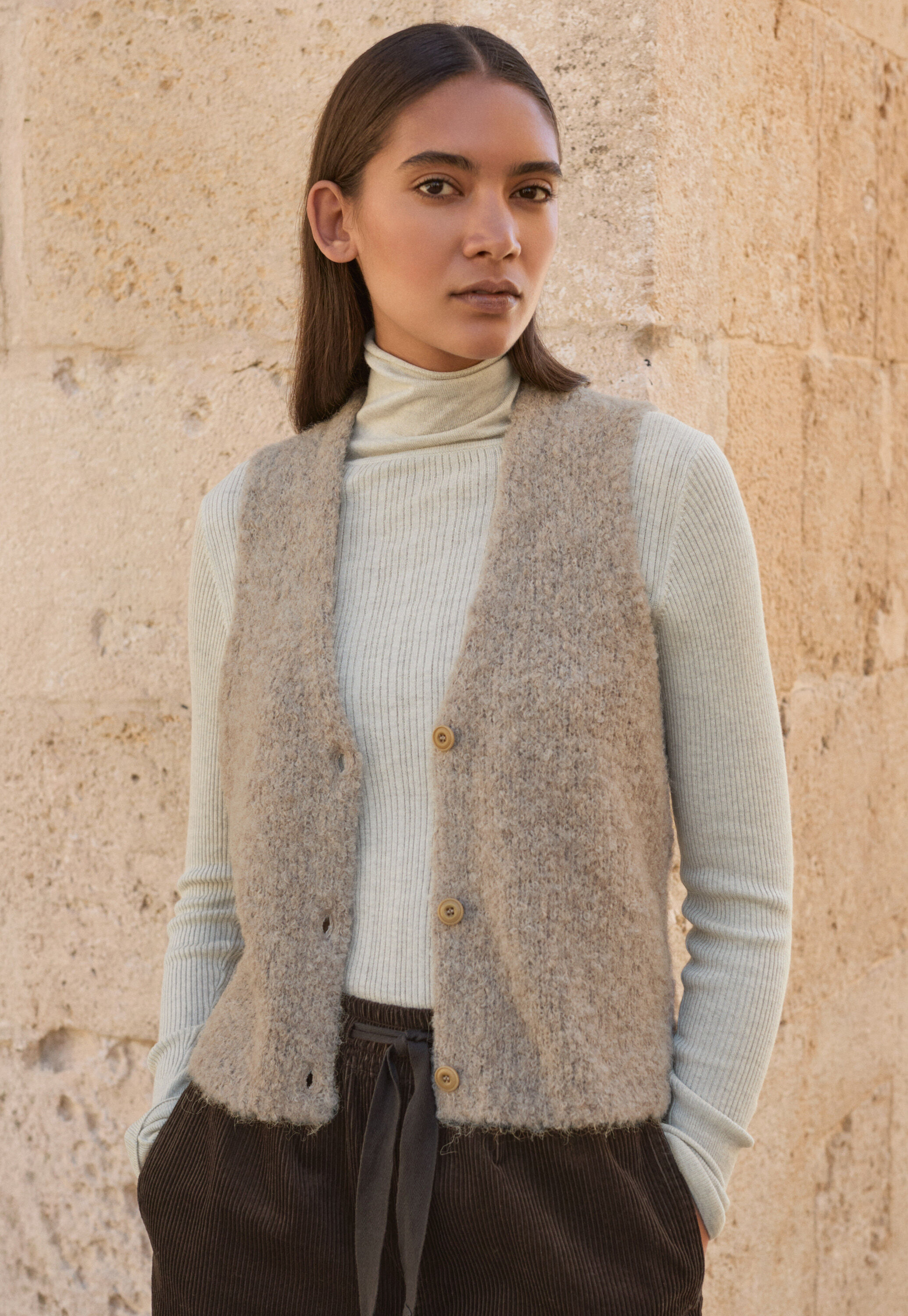 Boucl&eacute; waistcoat