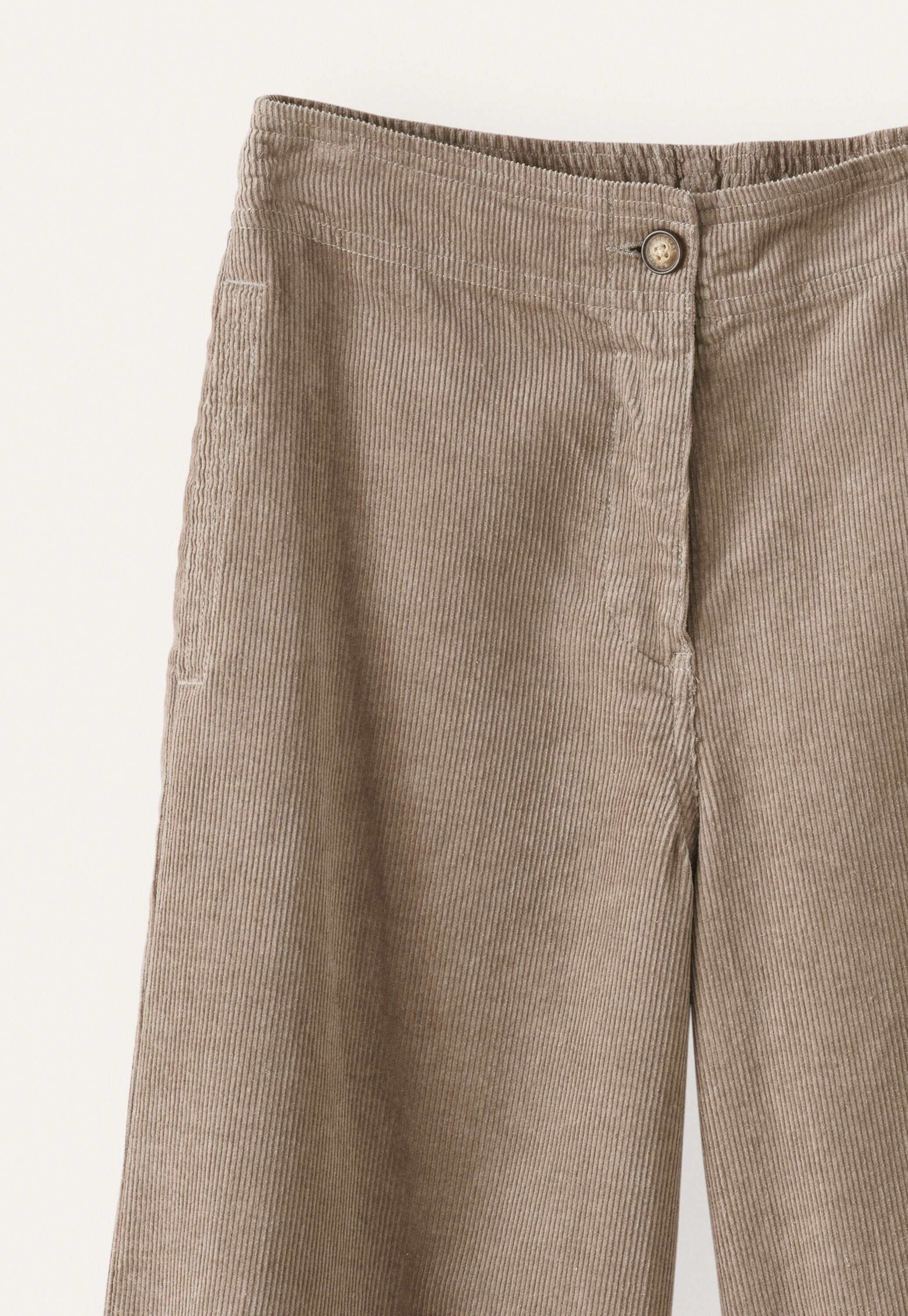 Cropped trousers