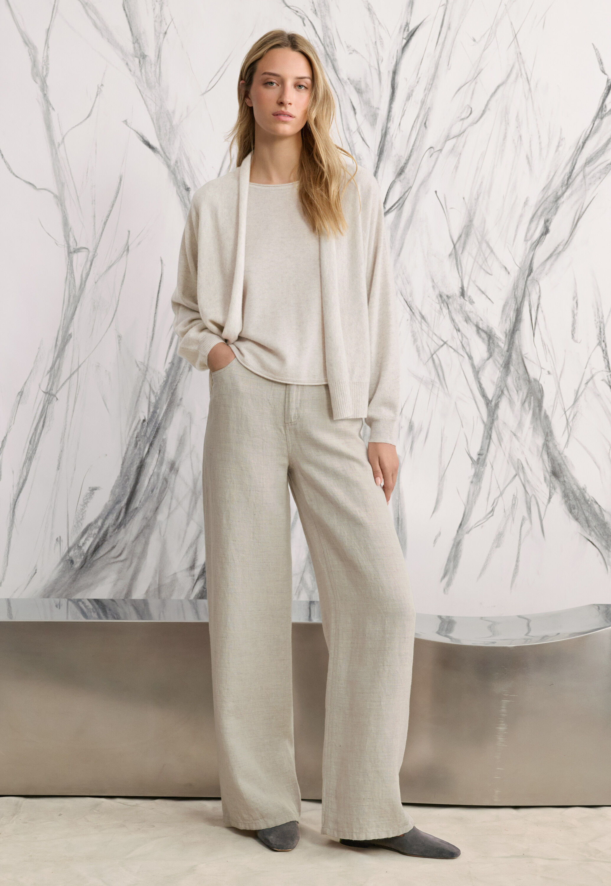Wide & straight leg trousers