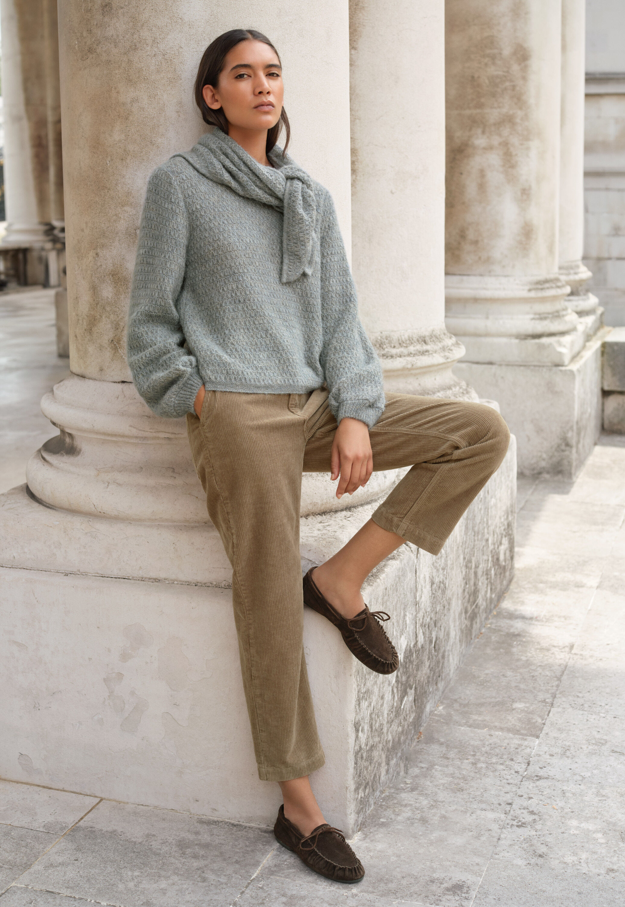 Slim cropped trousers