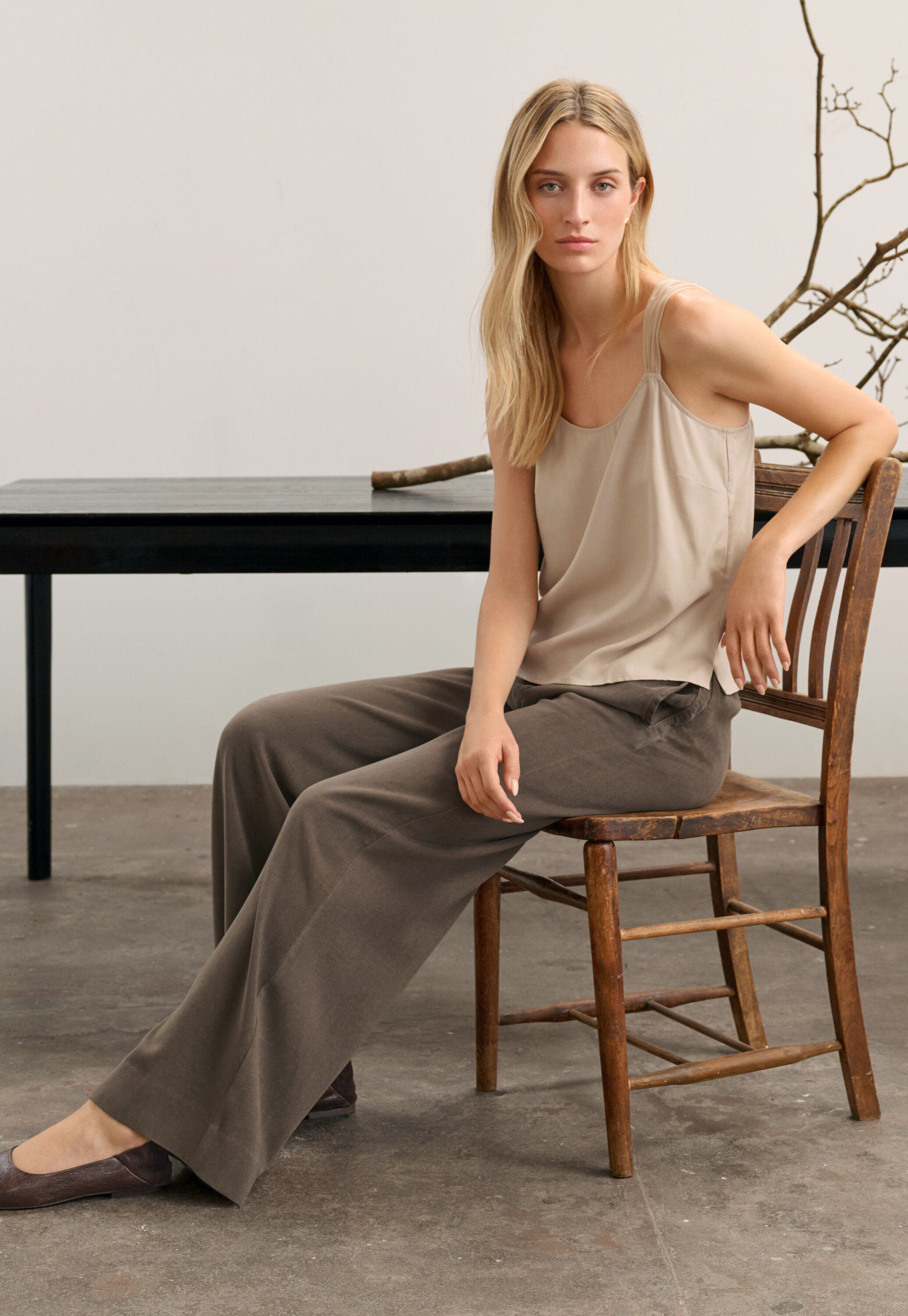 Wide-leg trousers