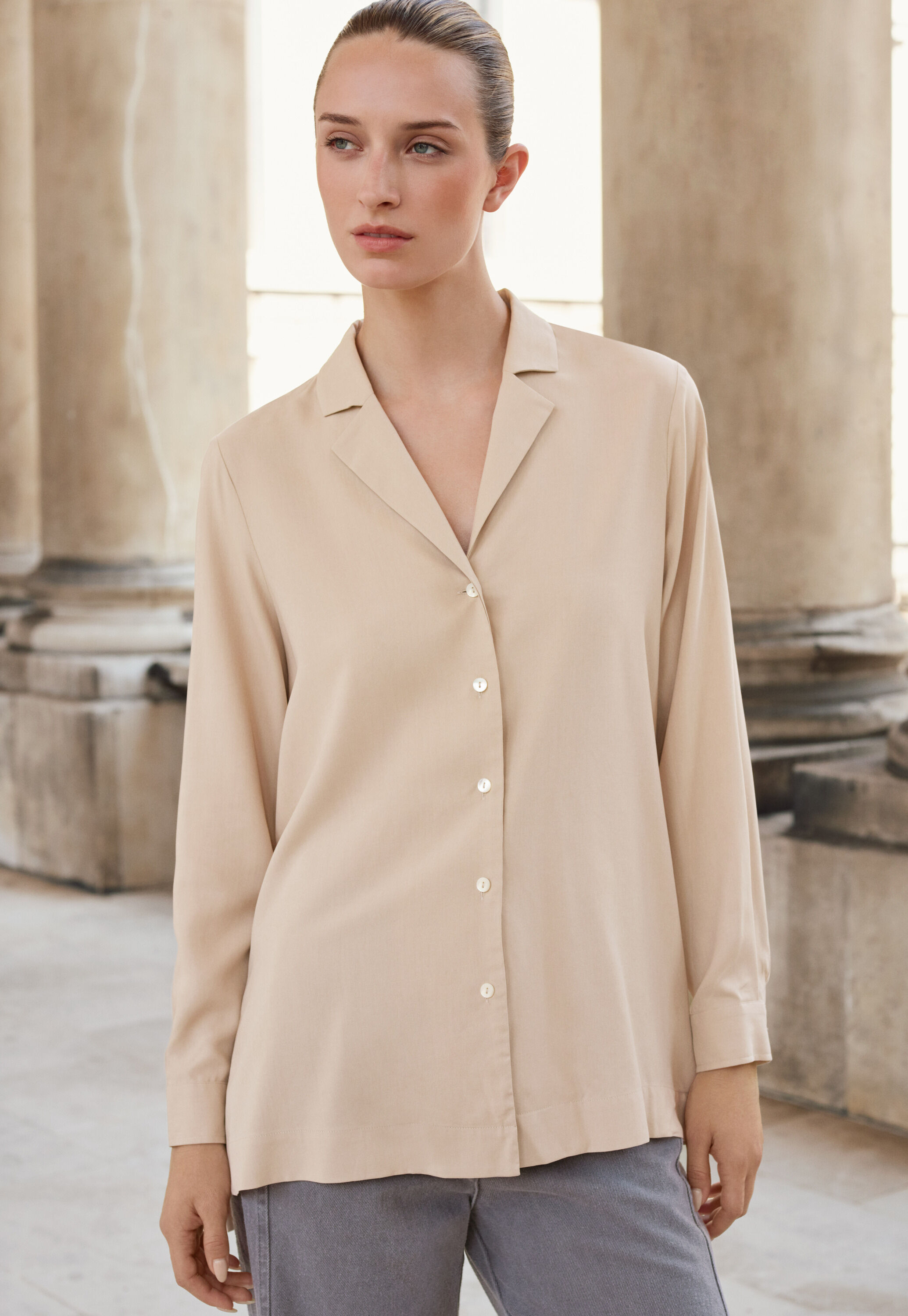Revere-style collar shirt, Soft fawn, large