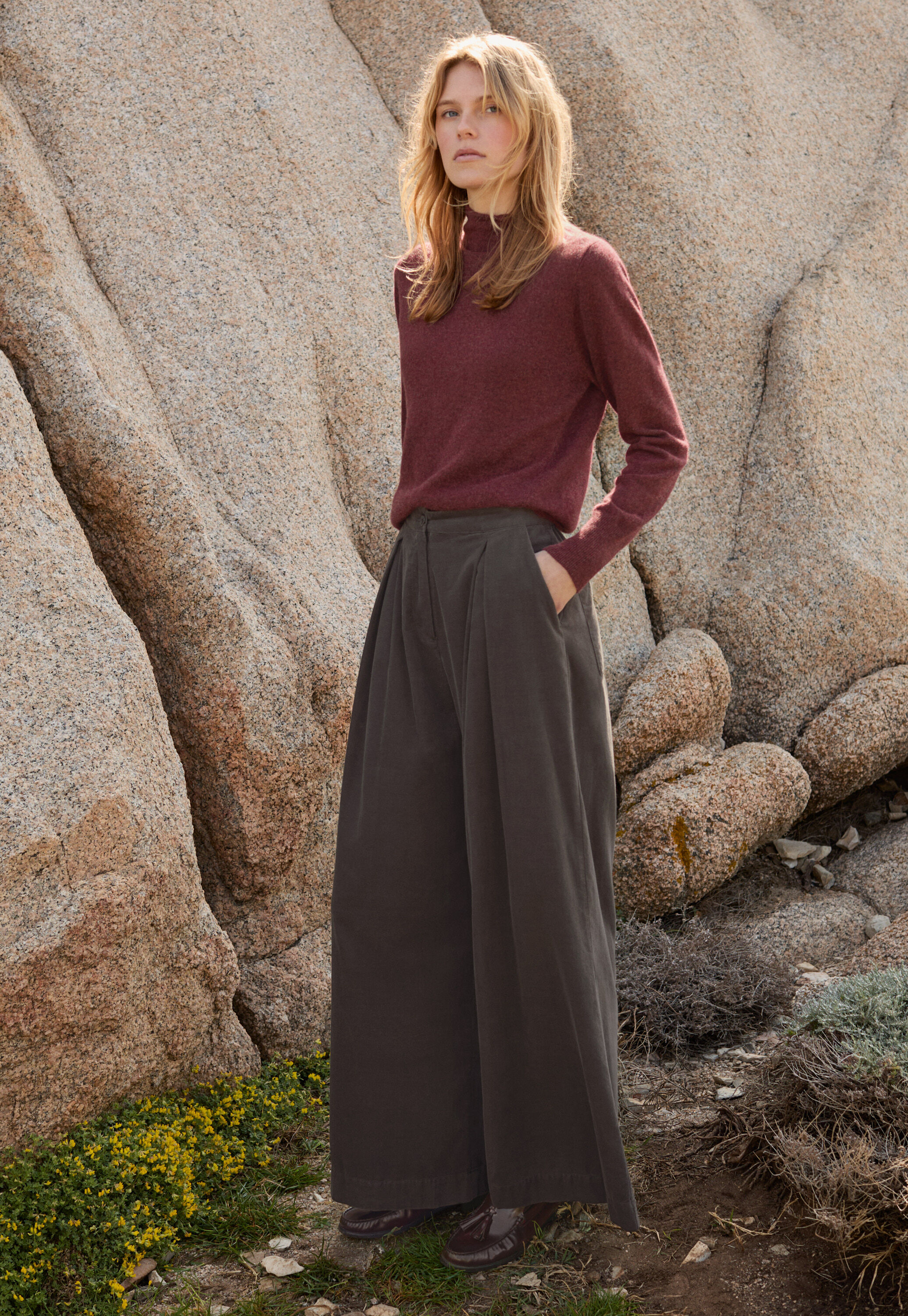 Fine cord wide-leg trousers