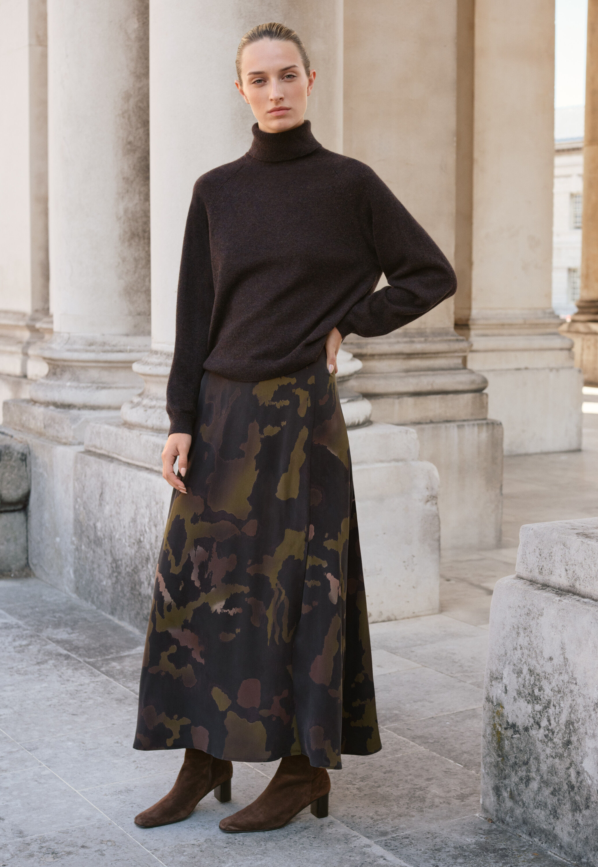 Printed skirt with side-split