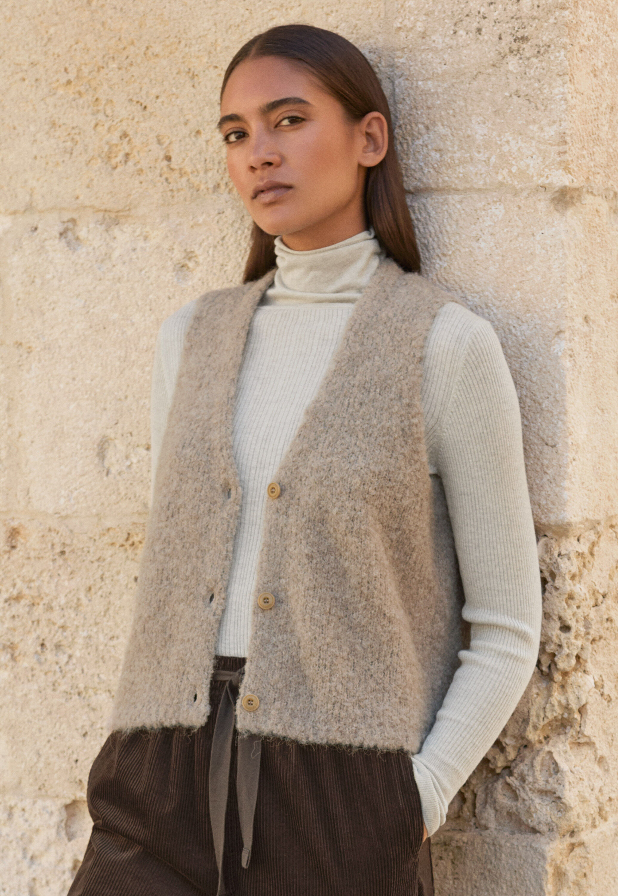 Round-neck sweater