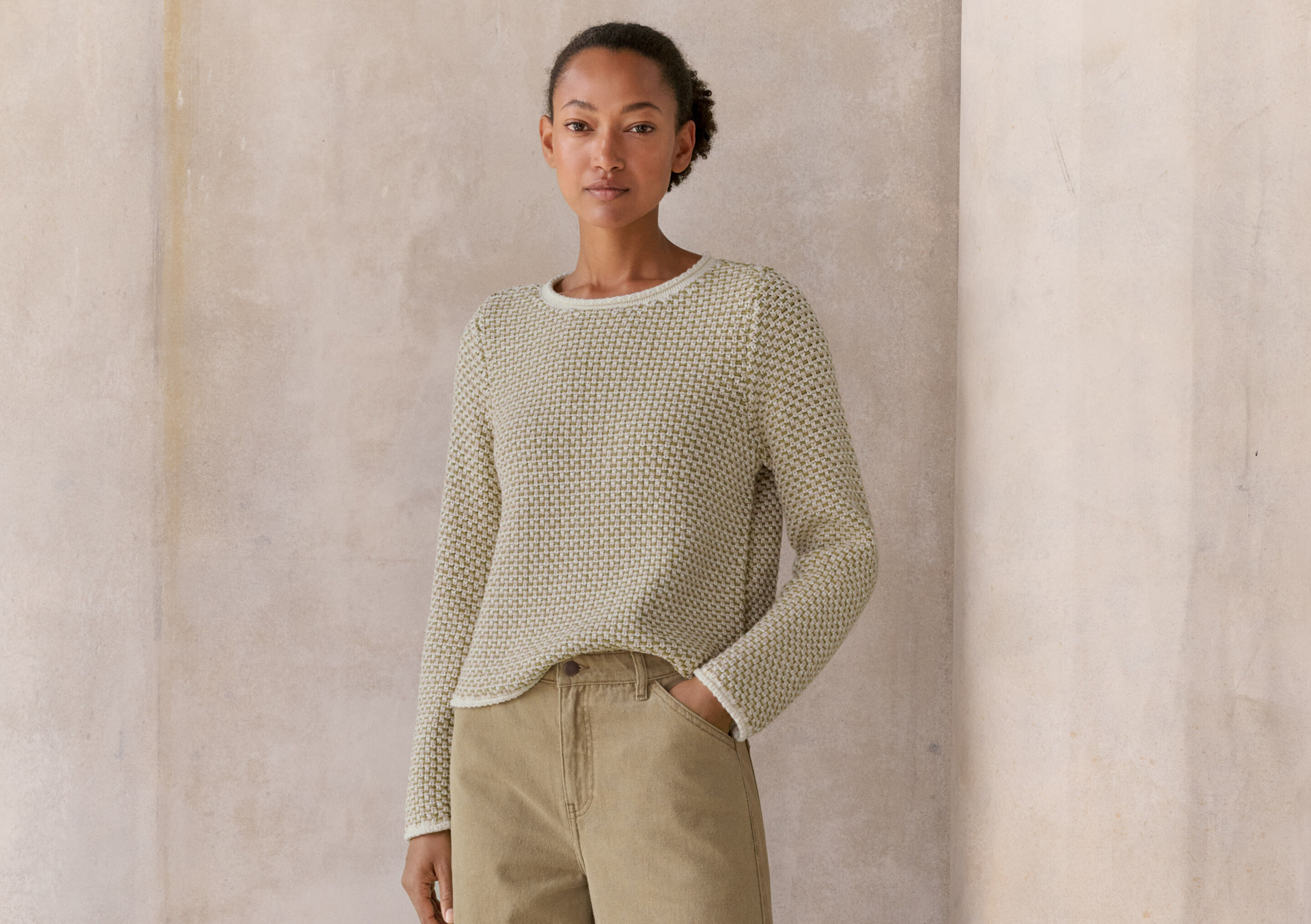 Round-neck sweater