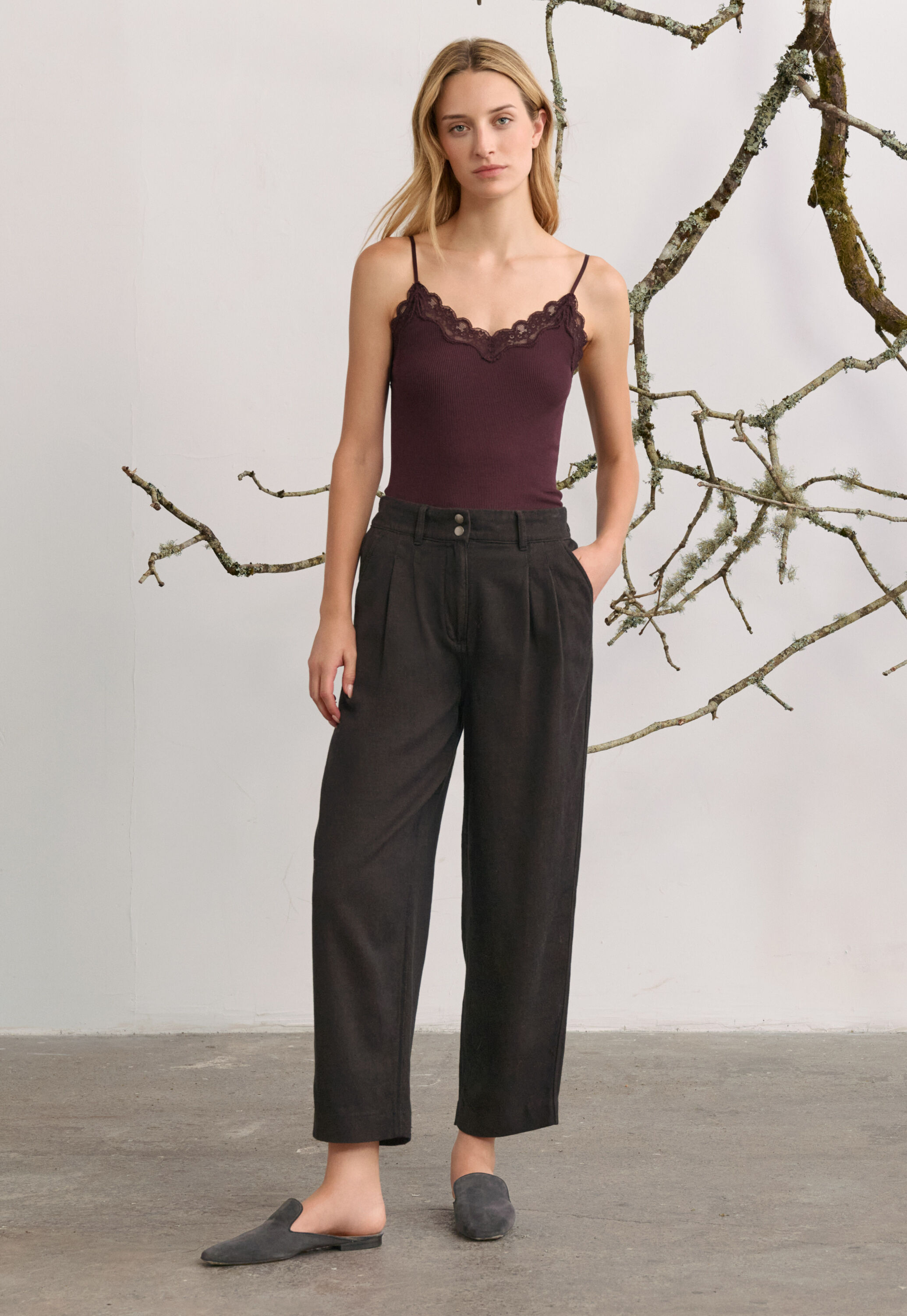 Tapered trousers
