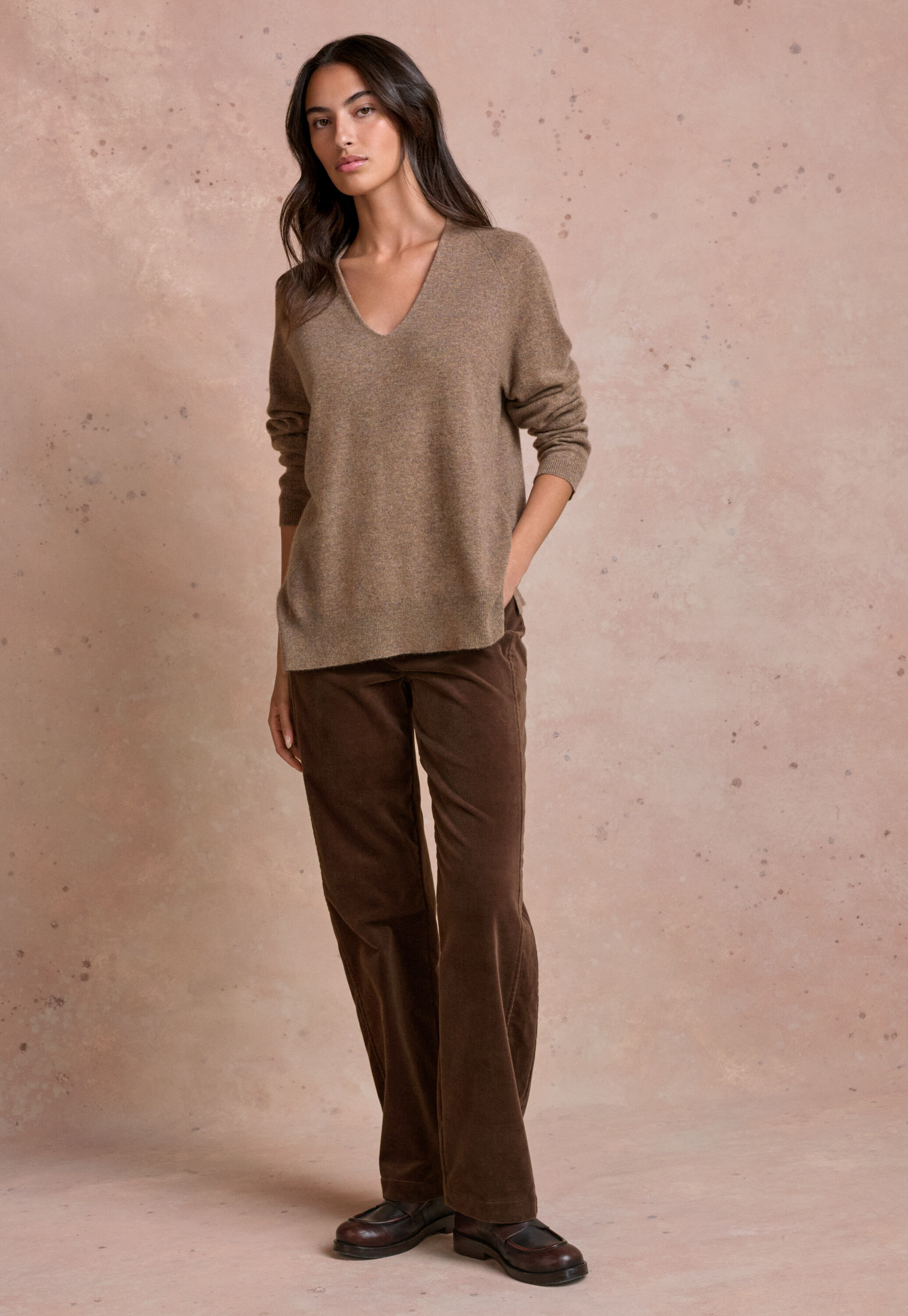 Straight-leg trousers