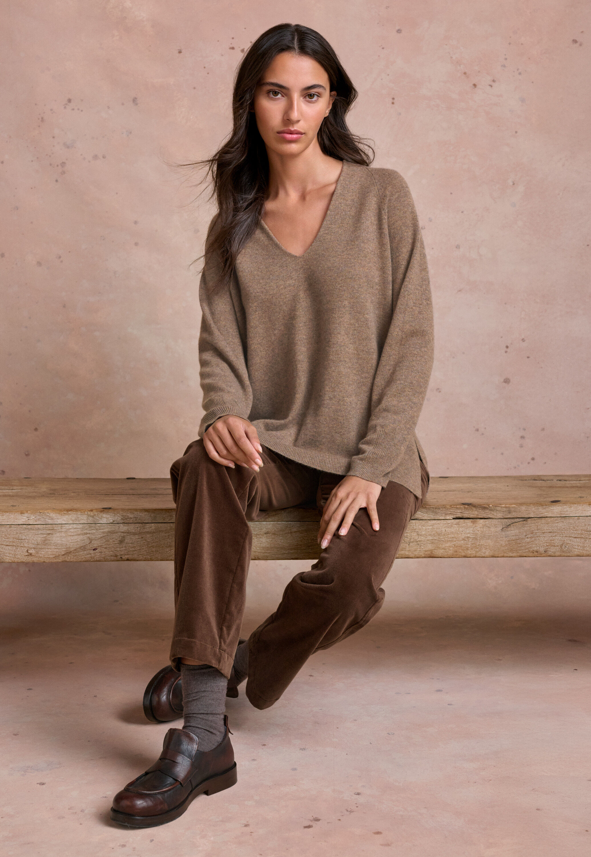 Straight-leg trousers