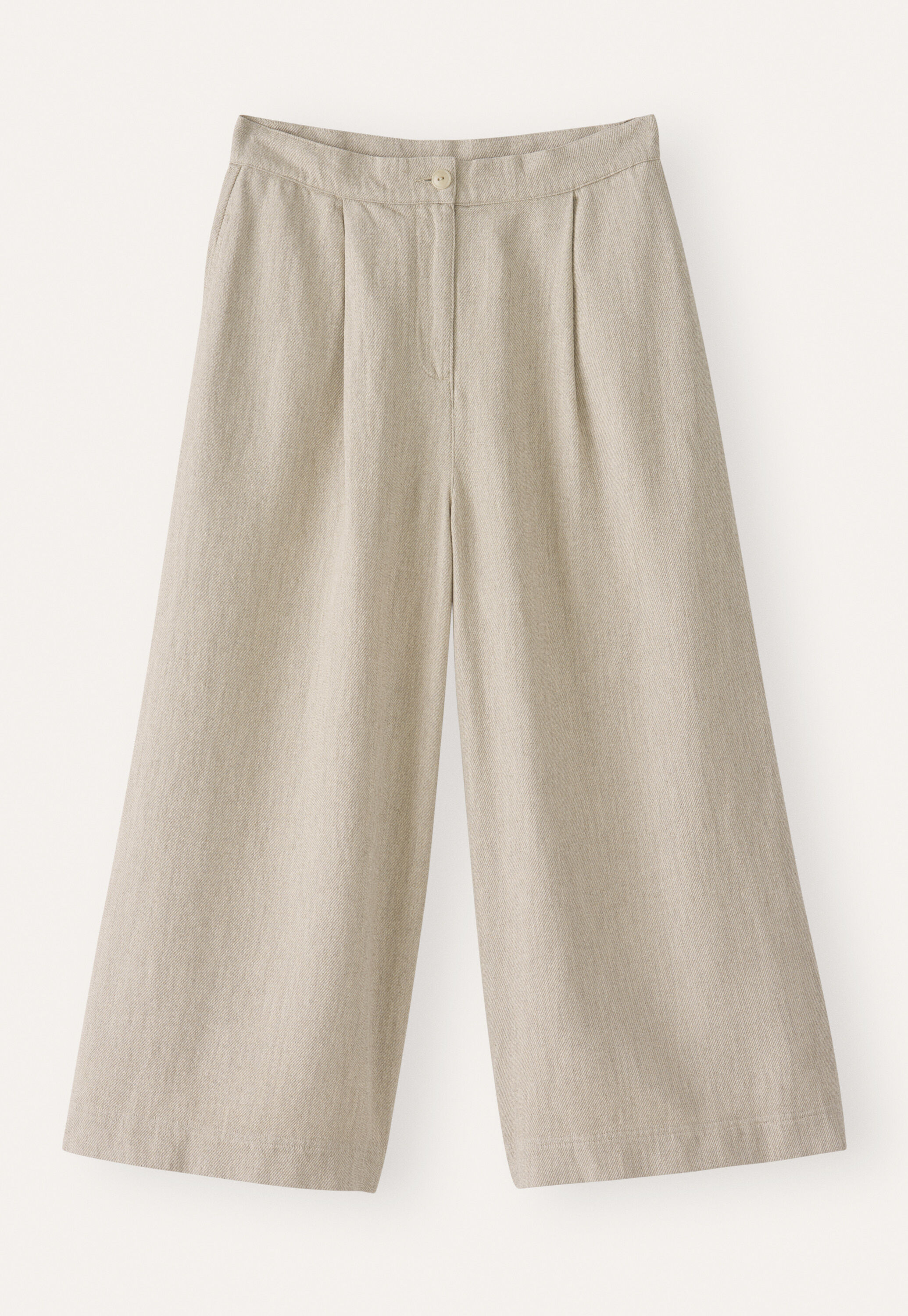 Cropped & wide trousers