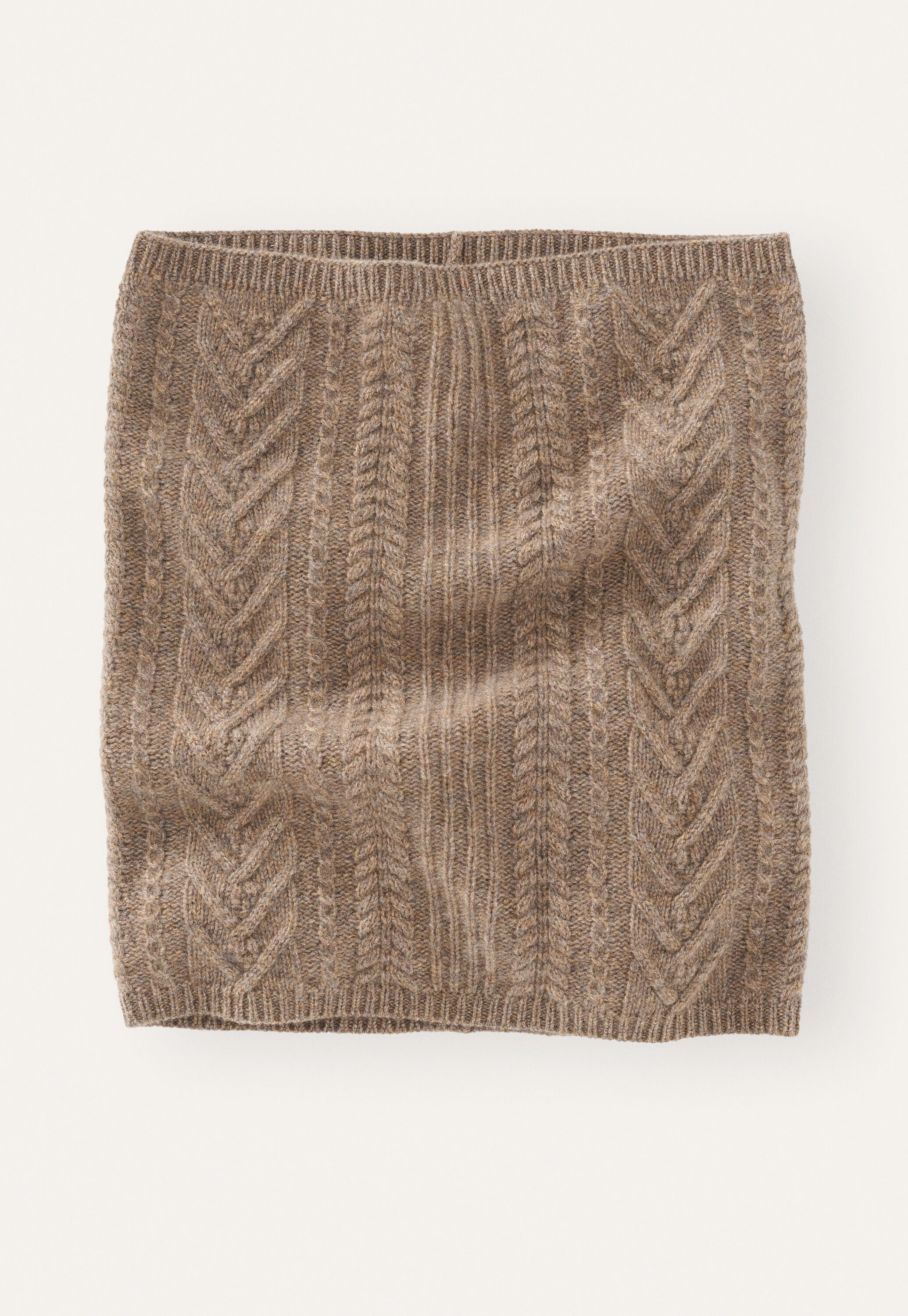 Cable snood