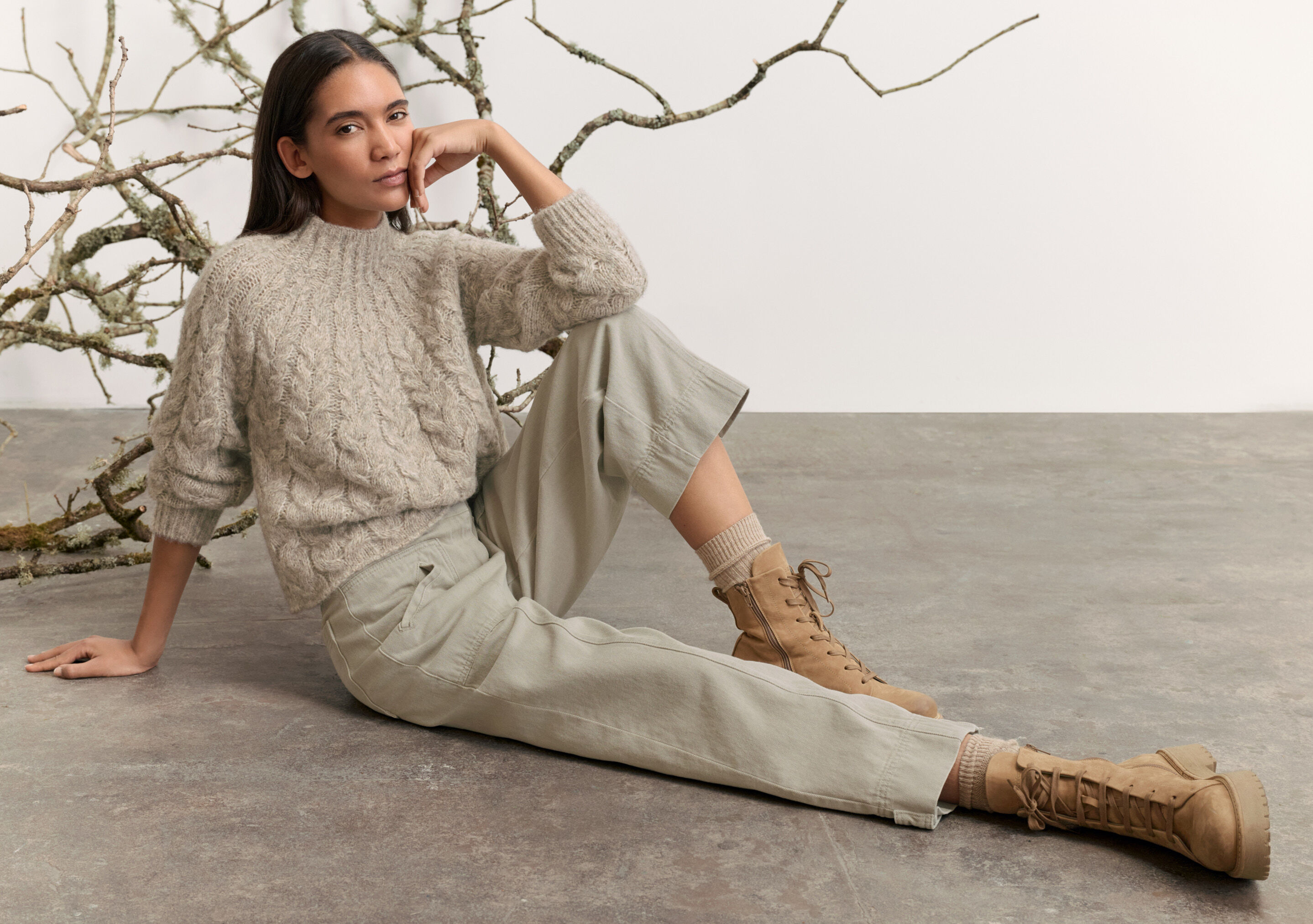 Cropped seam-detail trousers