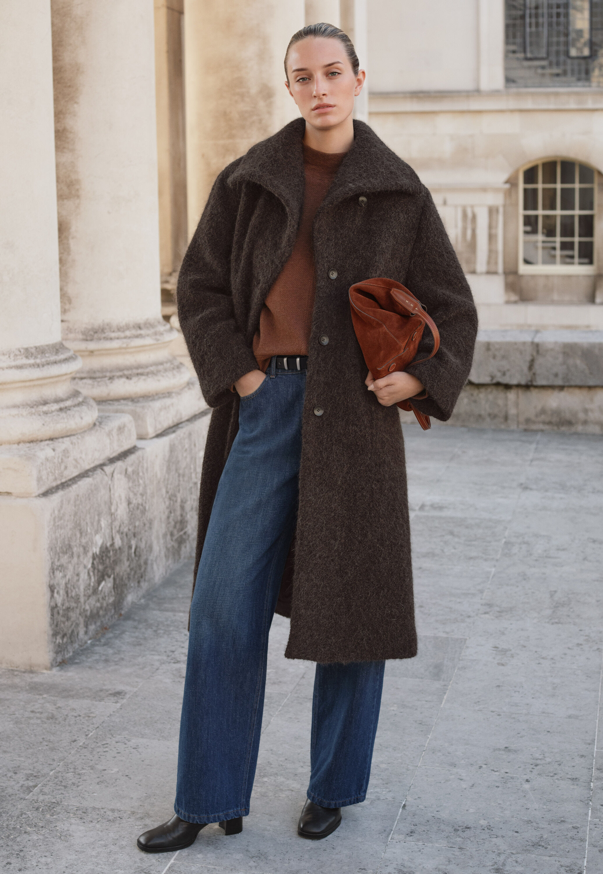 Straight-leg jeans