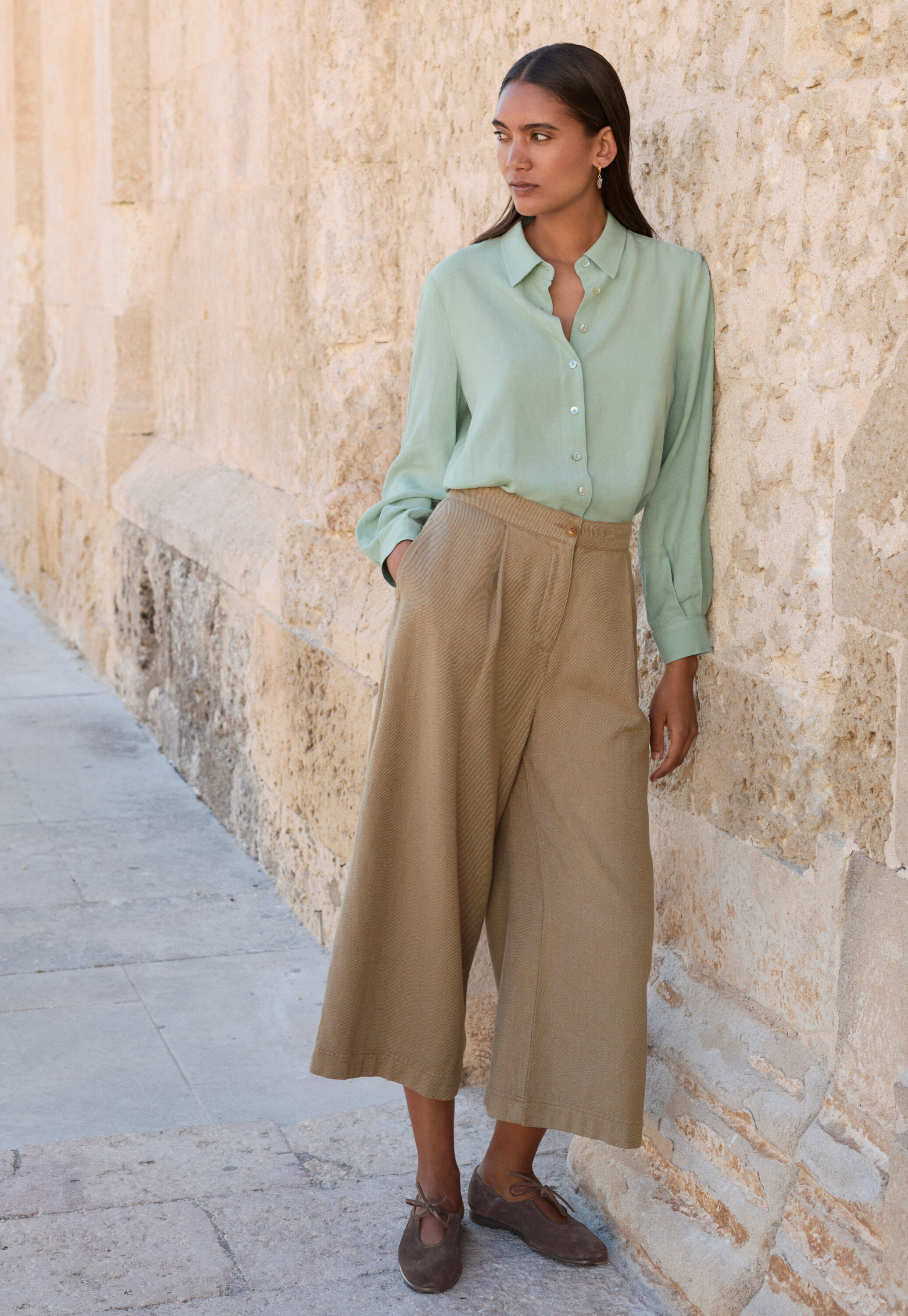 Cropped & wide trousers