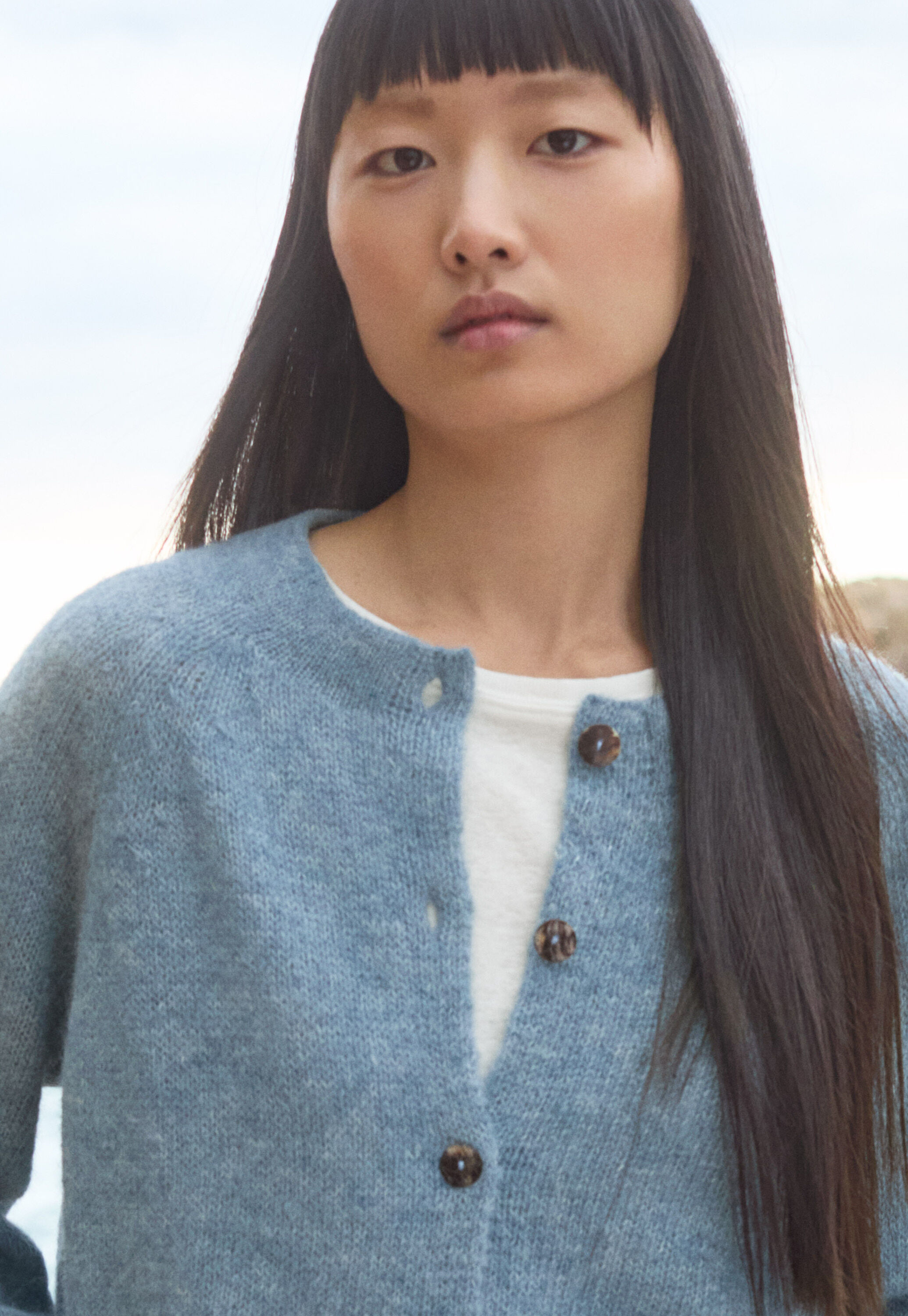 Raglan-sleeve cardigan