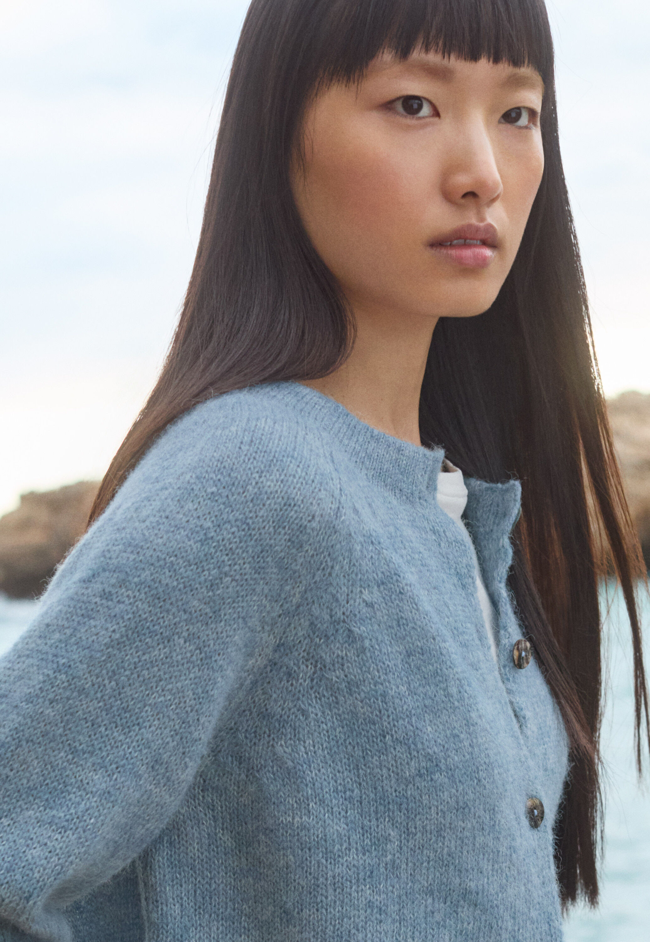 Raglan-sleeve cardigan