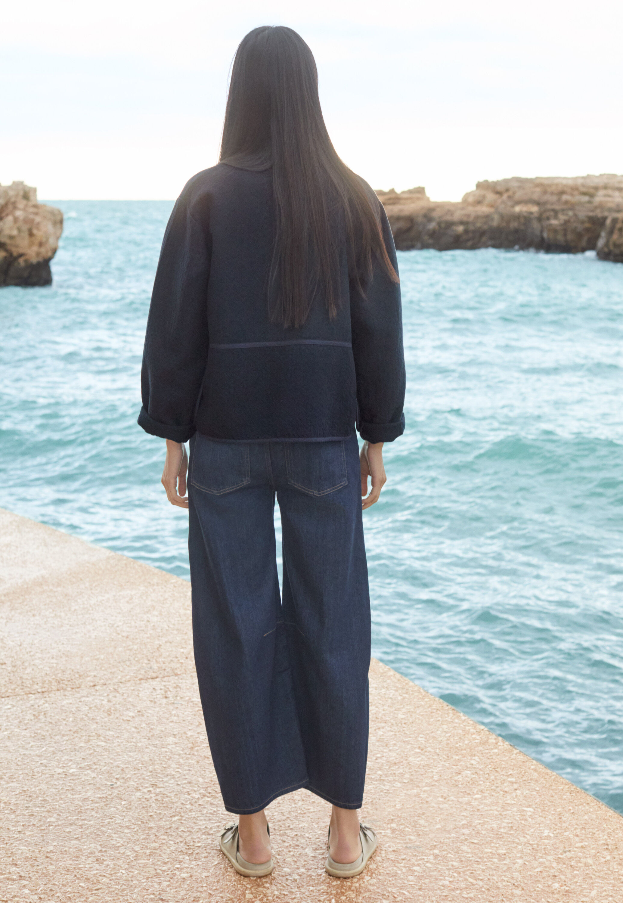 Barrel-leg jeans