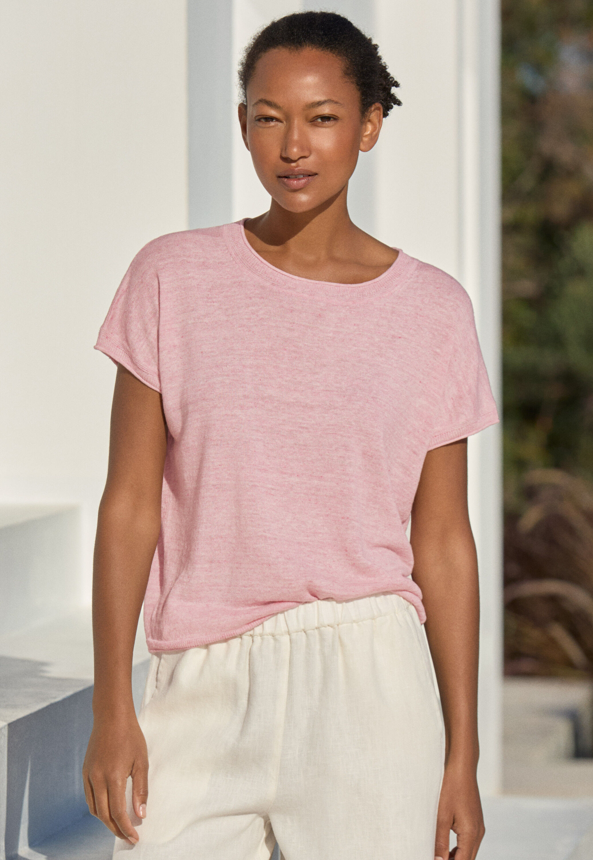 Short-sleeve sweater