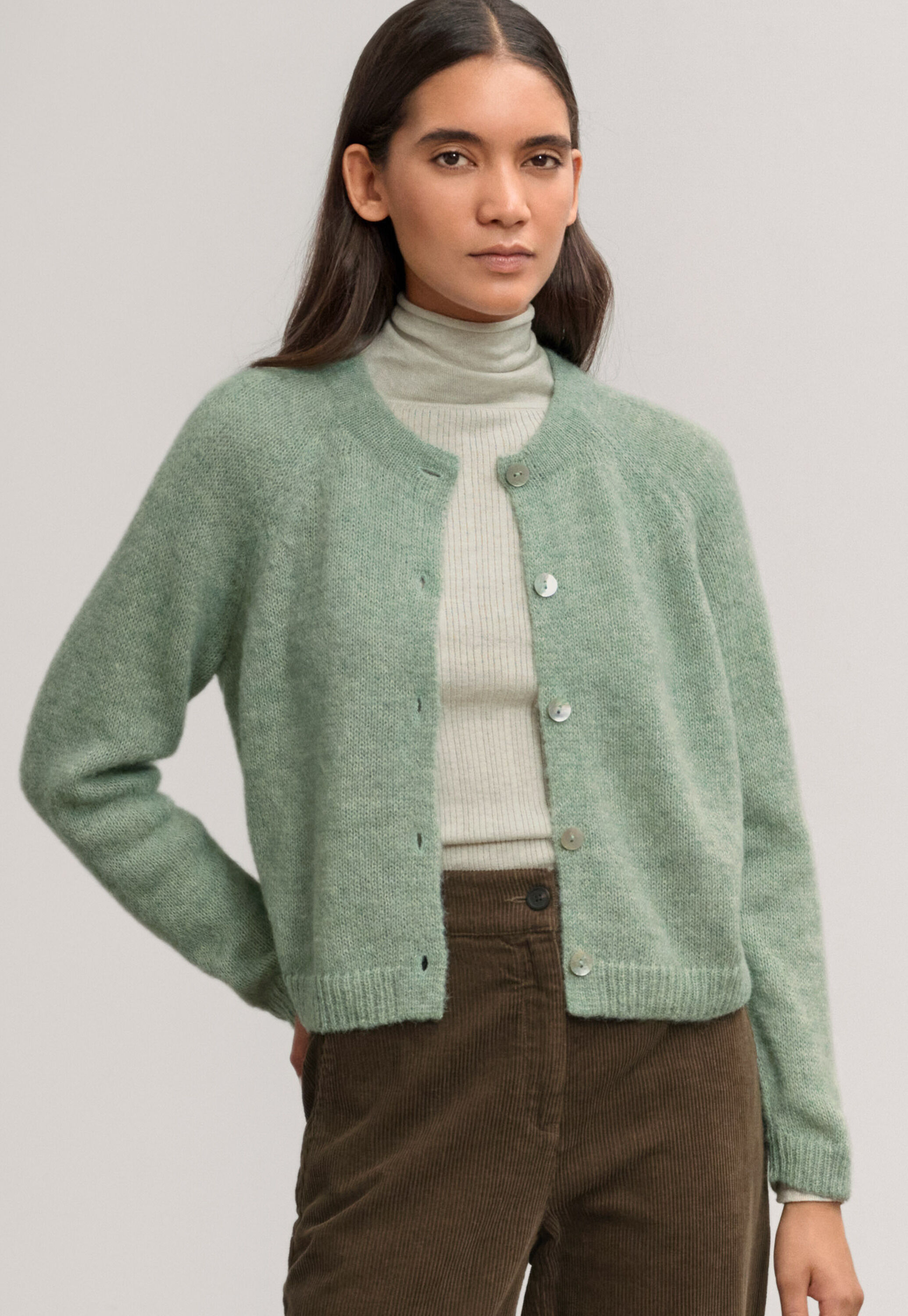 Raglan-sleeve cardigan