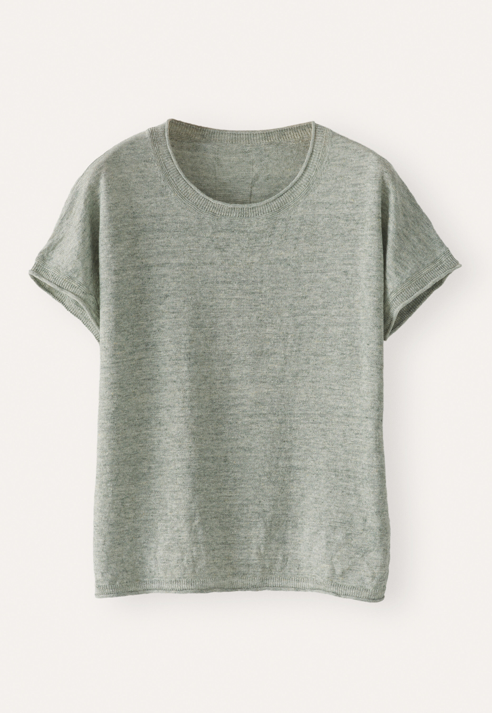 Short-sleeve sweater
