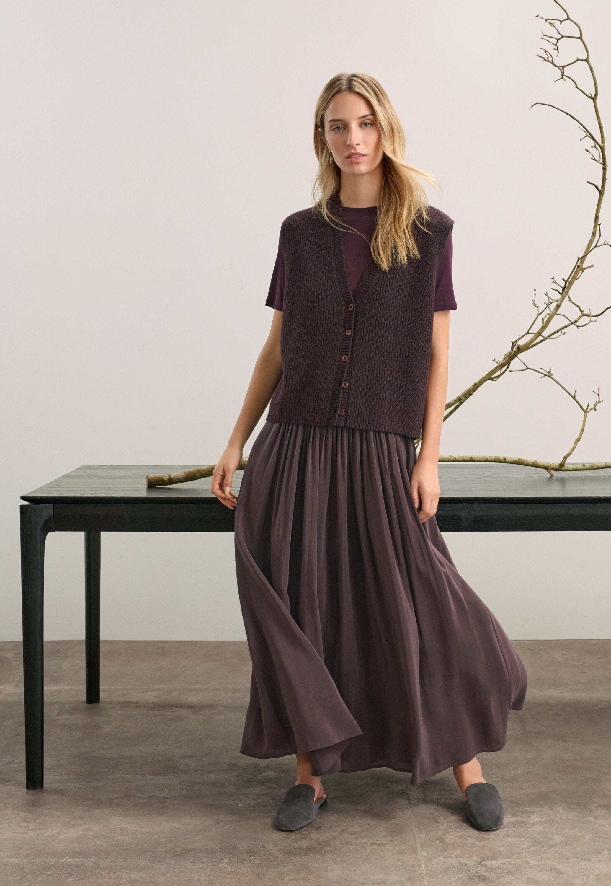 Long pleated skirt