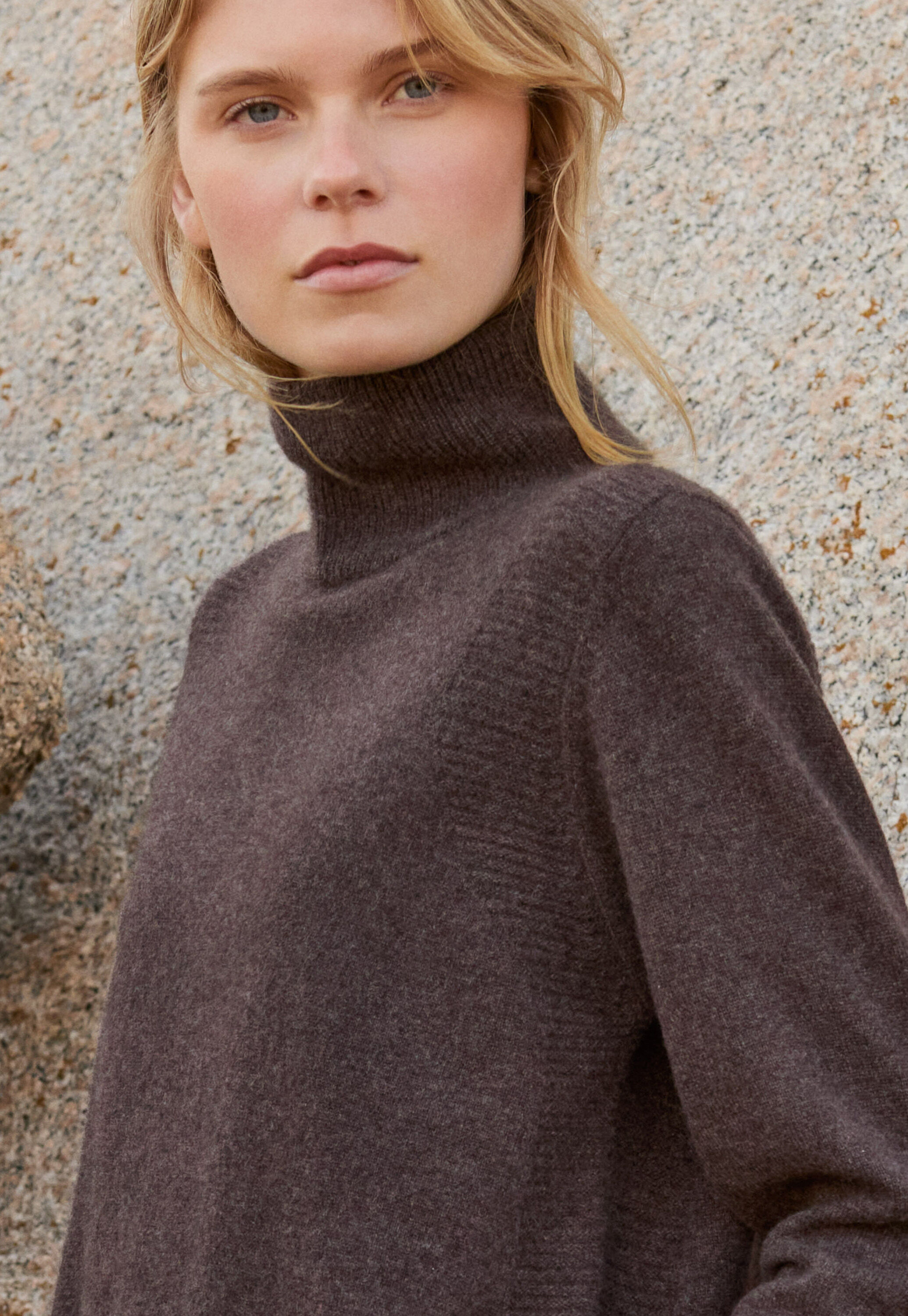 Zip-front cardigan