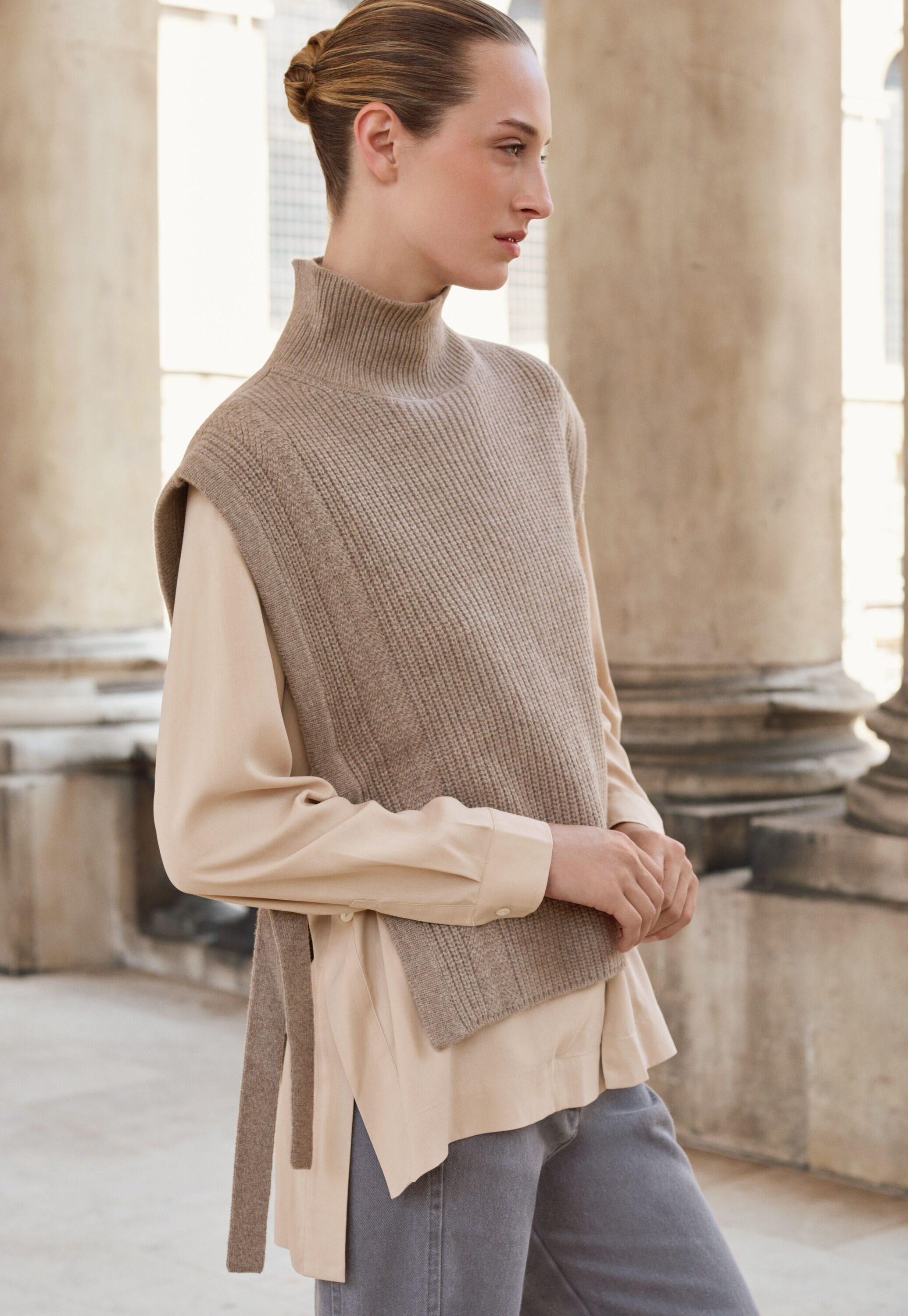 Round-neck sweater