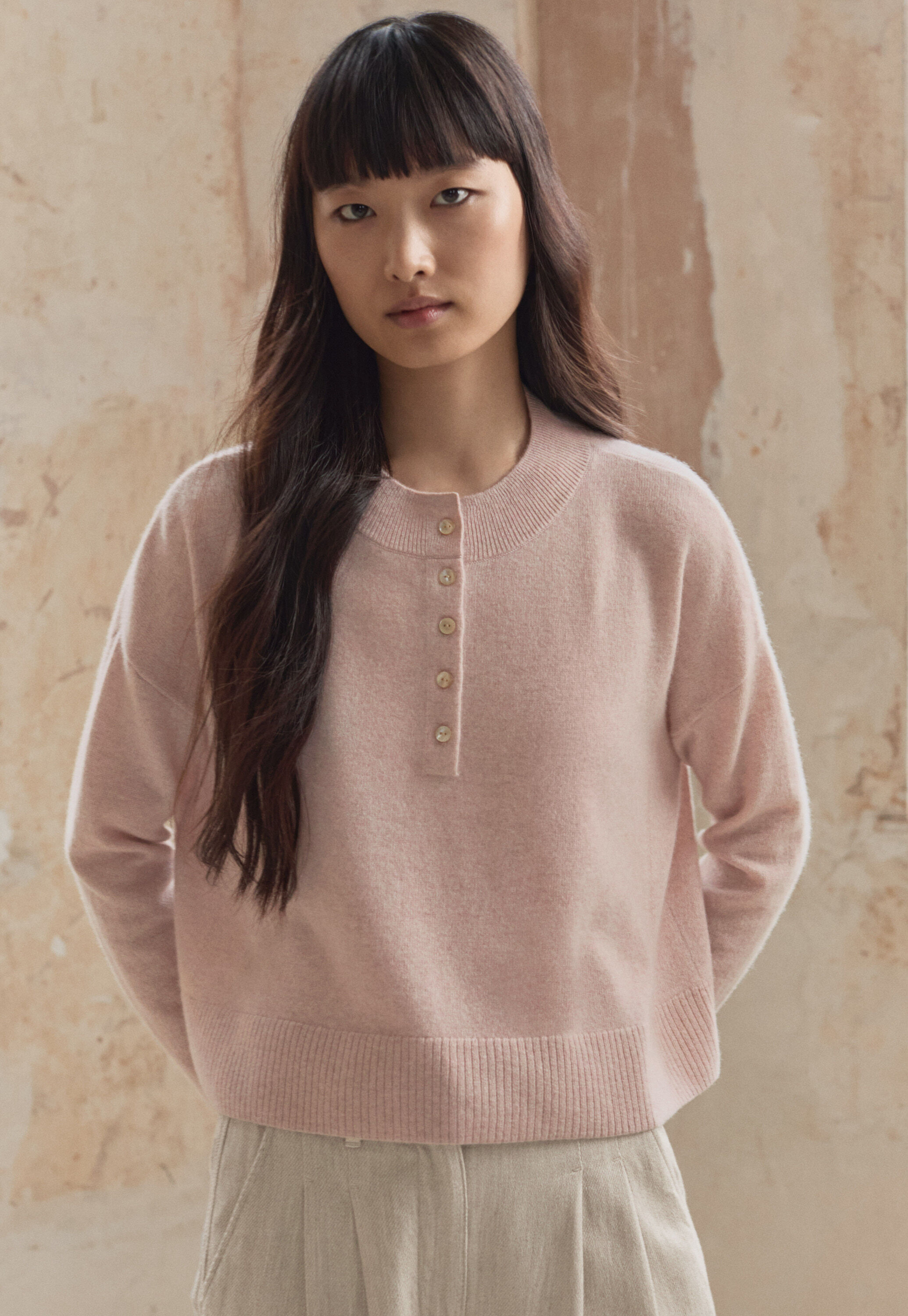 Round-neck sweater