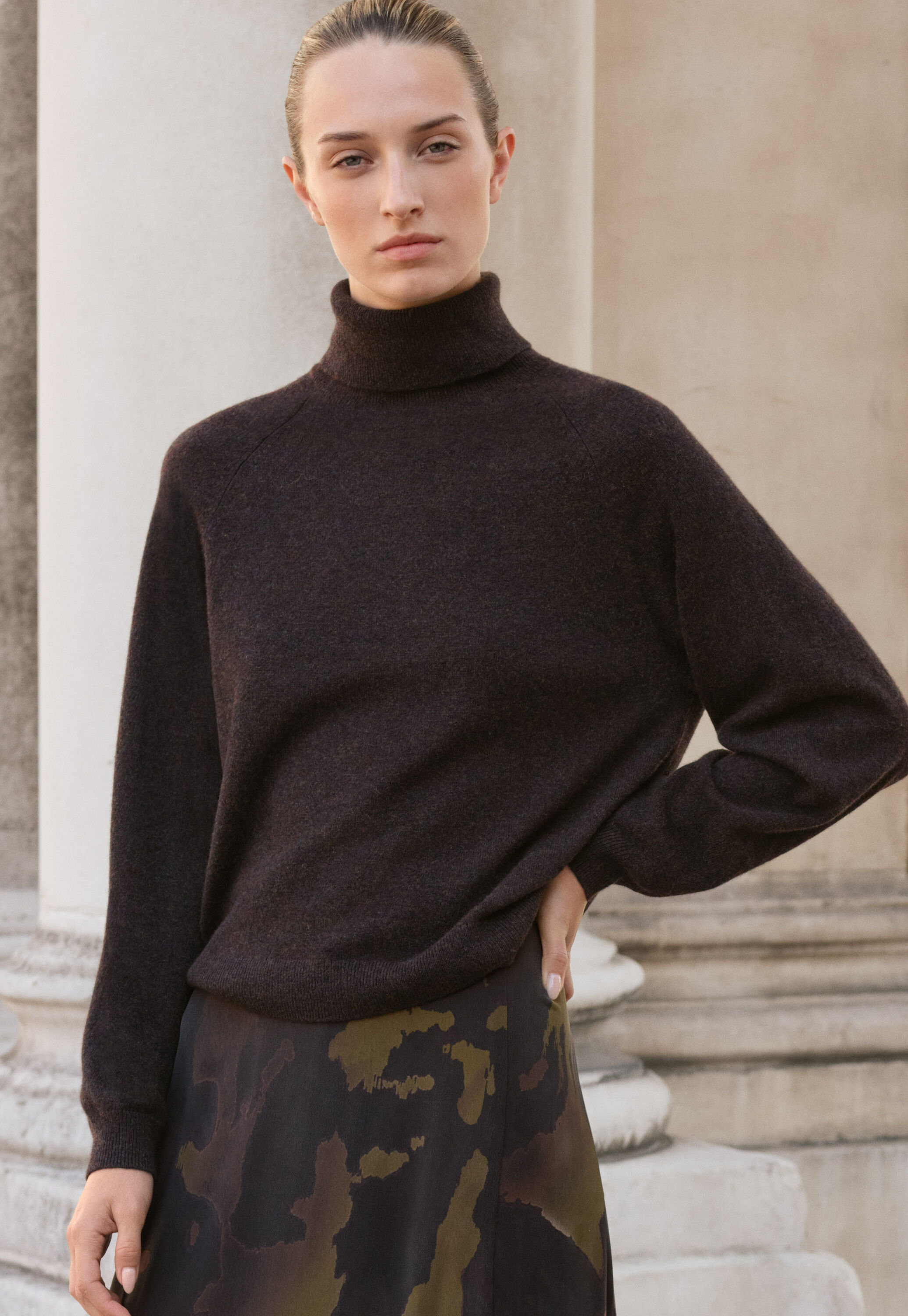 Round-neck sweater