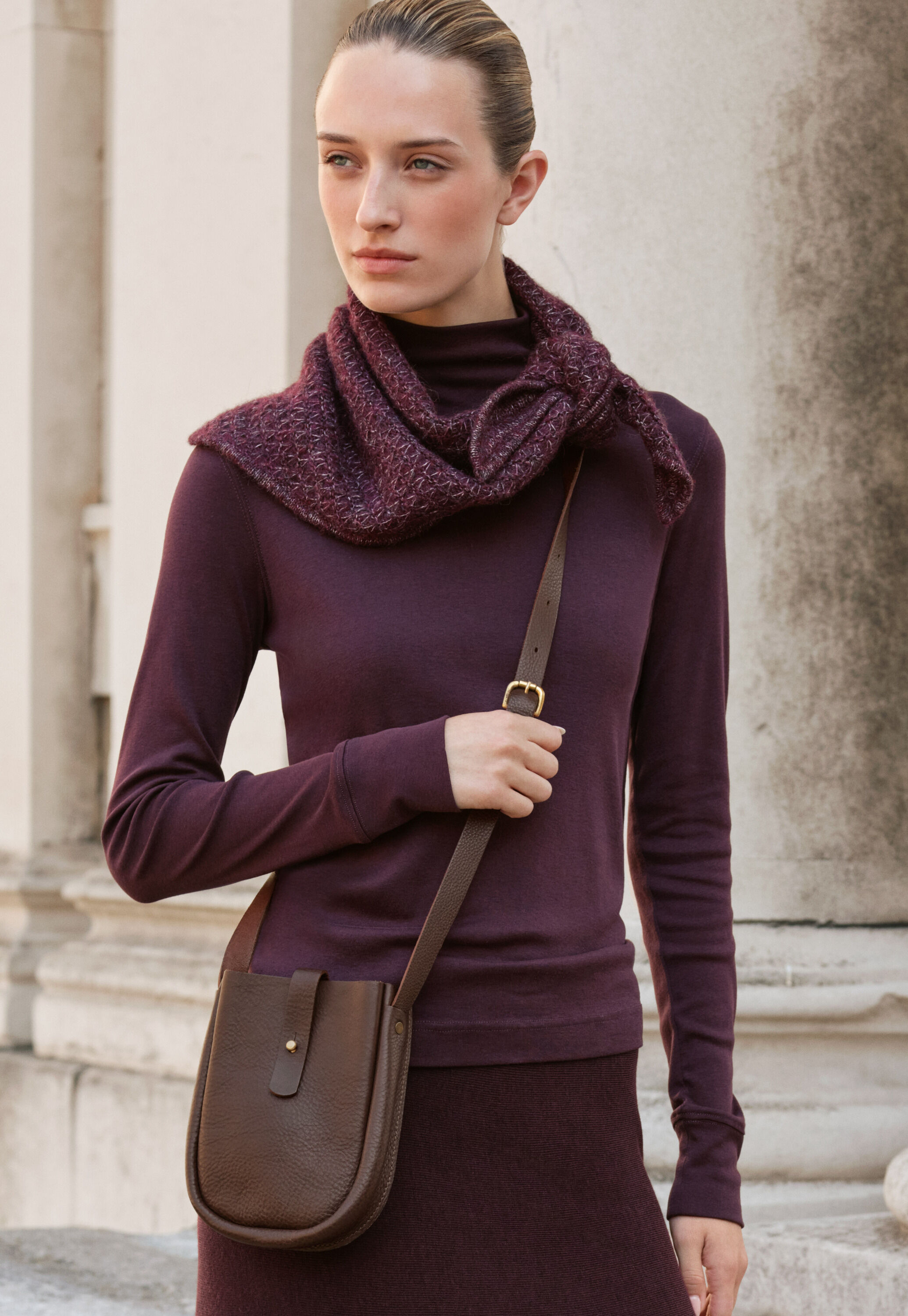 Triangle tuck-stitch scarf