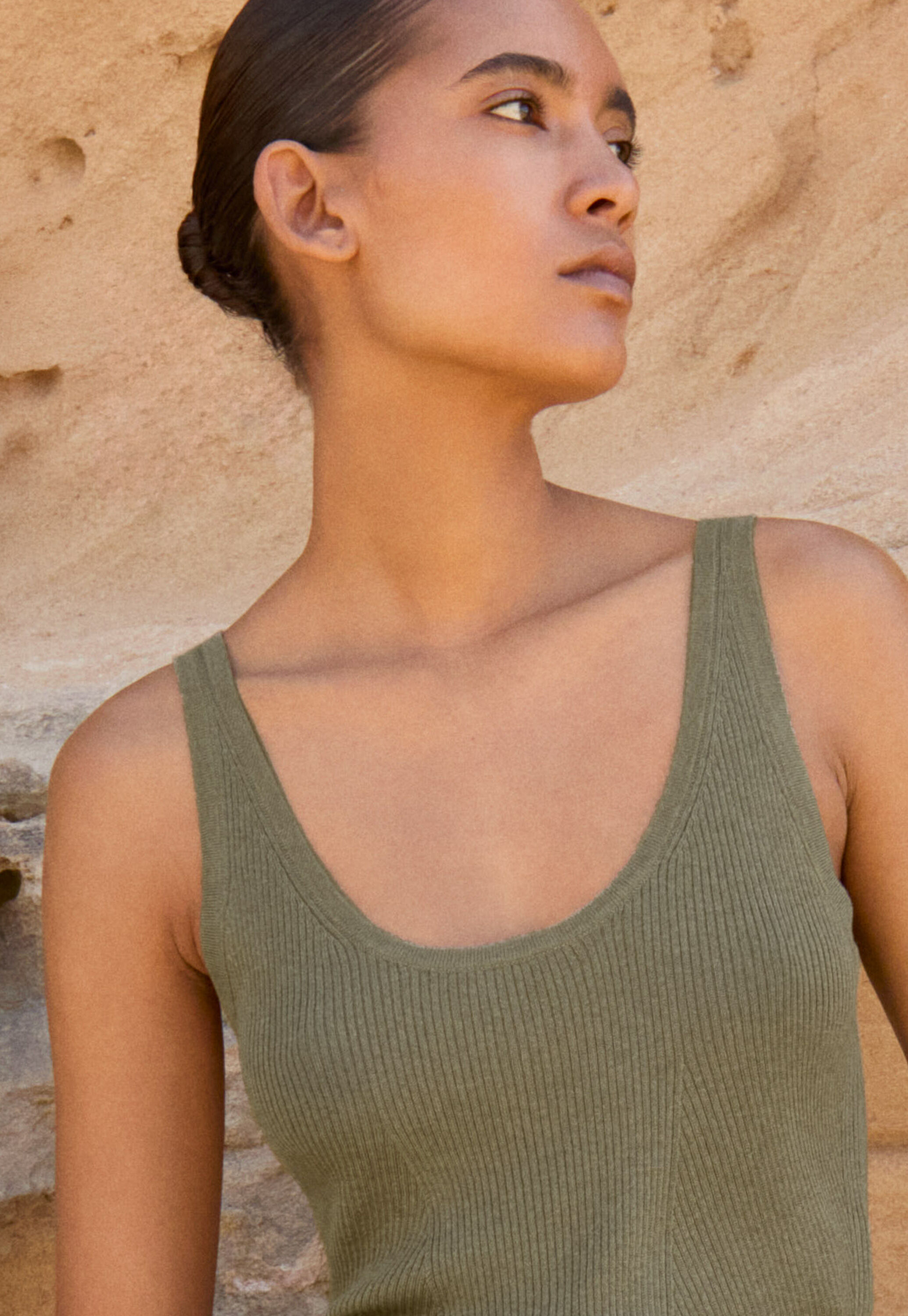 Raglan-sleeve blouse