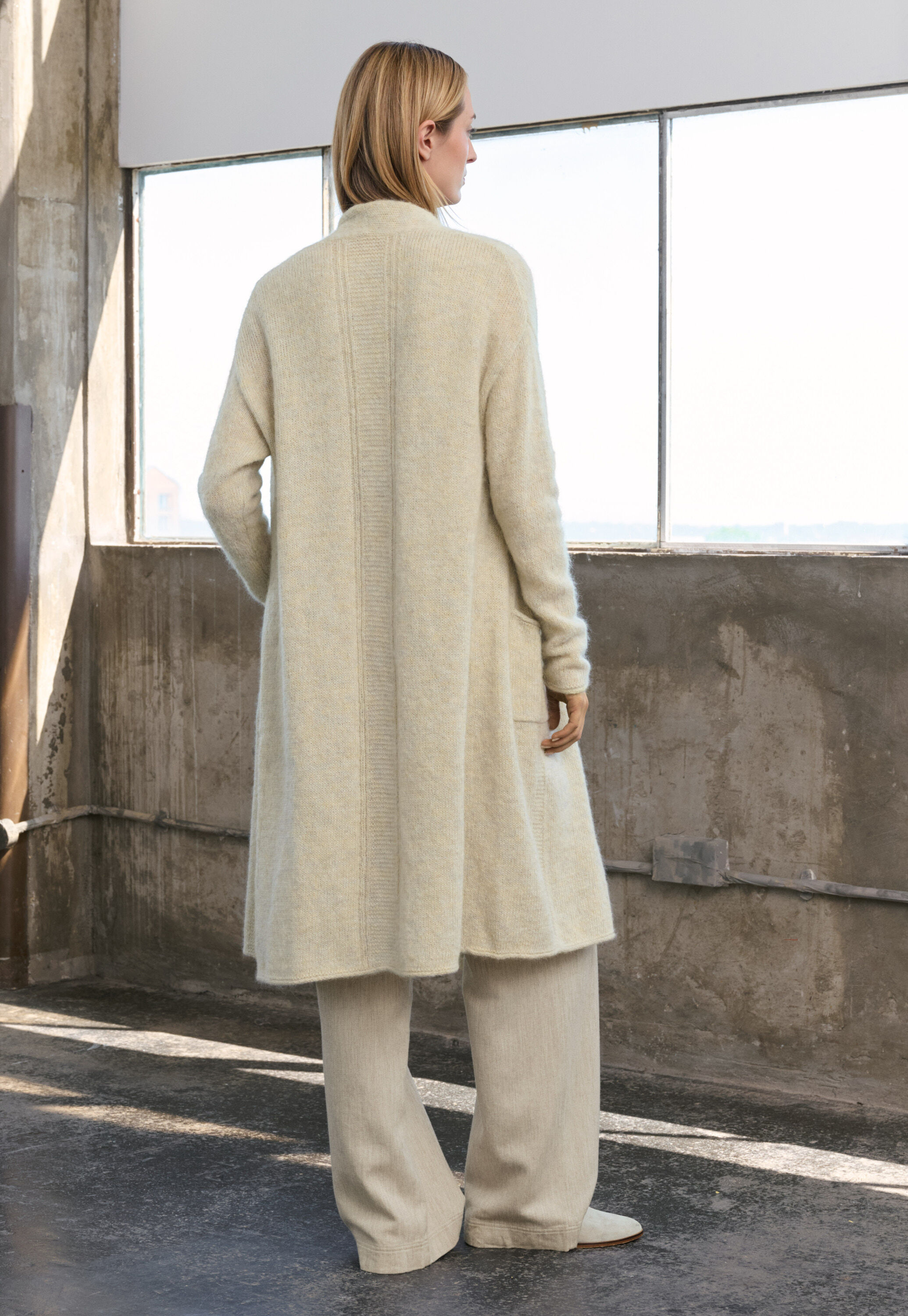 Edge-to-edge cardigan