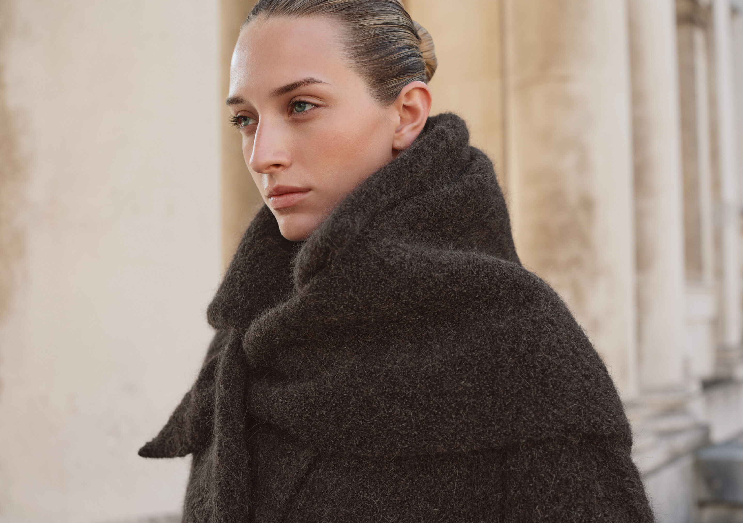 Boucl&eacute; scarf